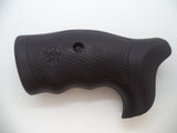 413860000 S&W K & L Frame All Models Black Rubber Grips Round Butt