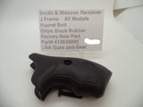 413030000 Smith & Wesson J Frame All Models Black Rubber Grips Round Butt