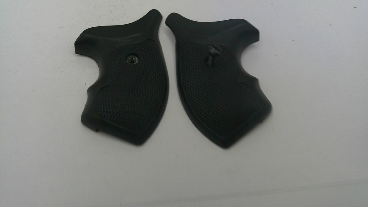 smith and wesson j frame rubber grips