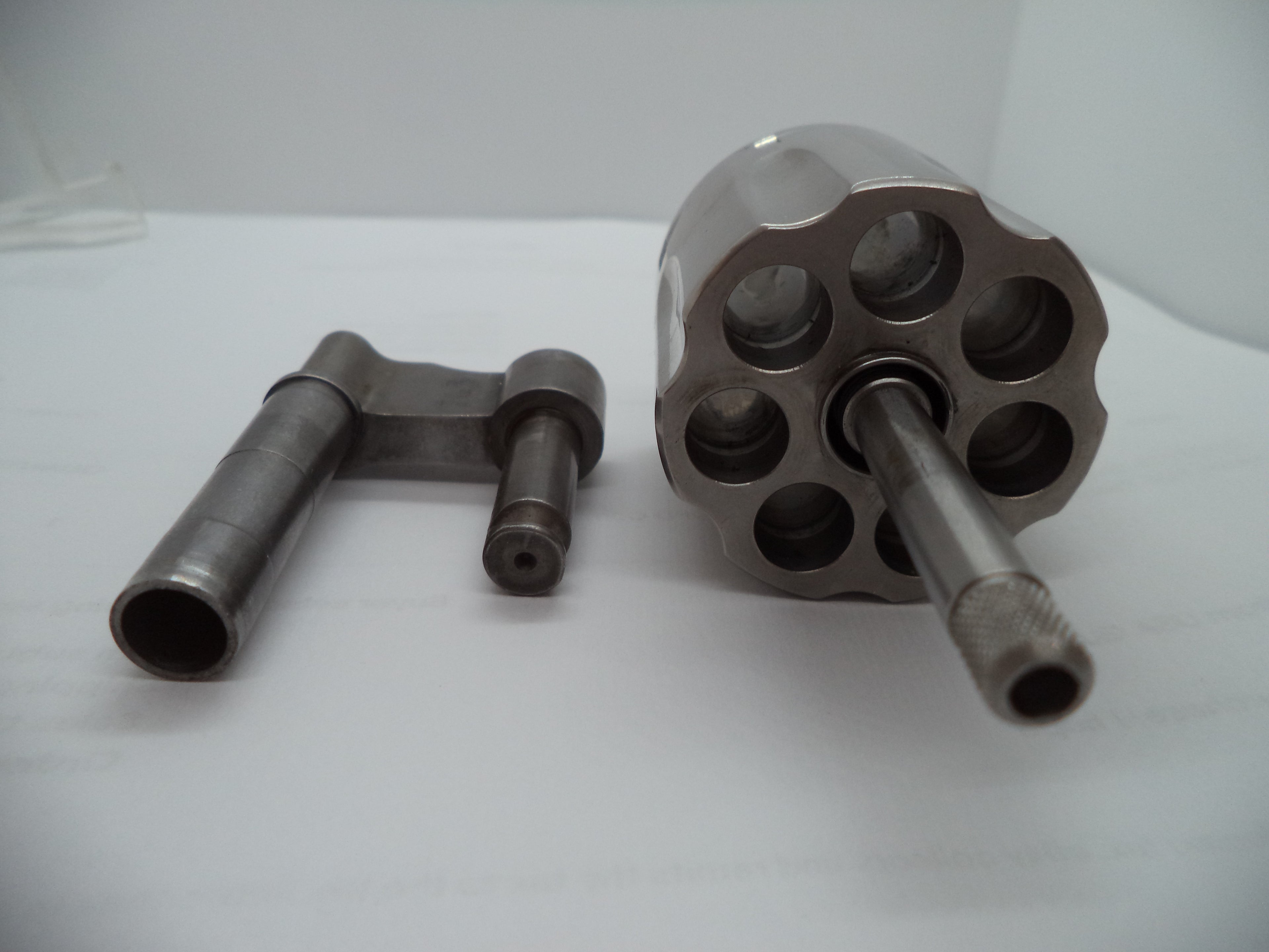 Smith & Wesson Revolver L Frame Model 686 Plus .357 7 Shot Cylinder For 2 1/2" Barrel 686Z