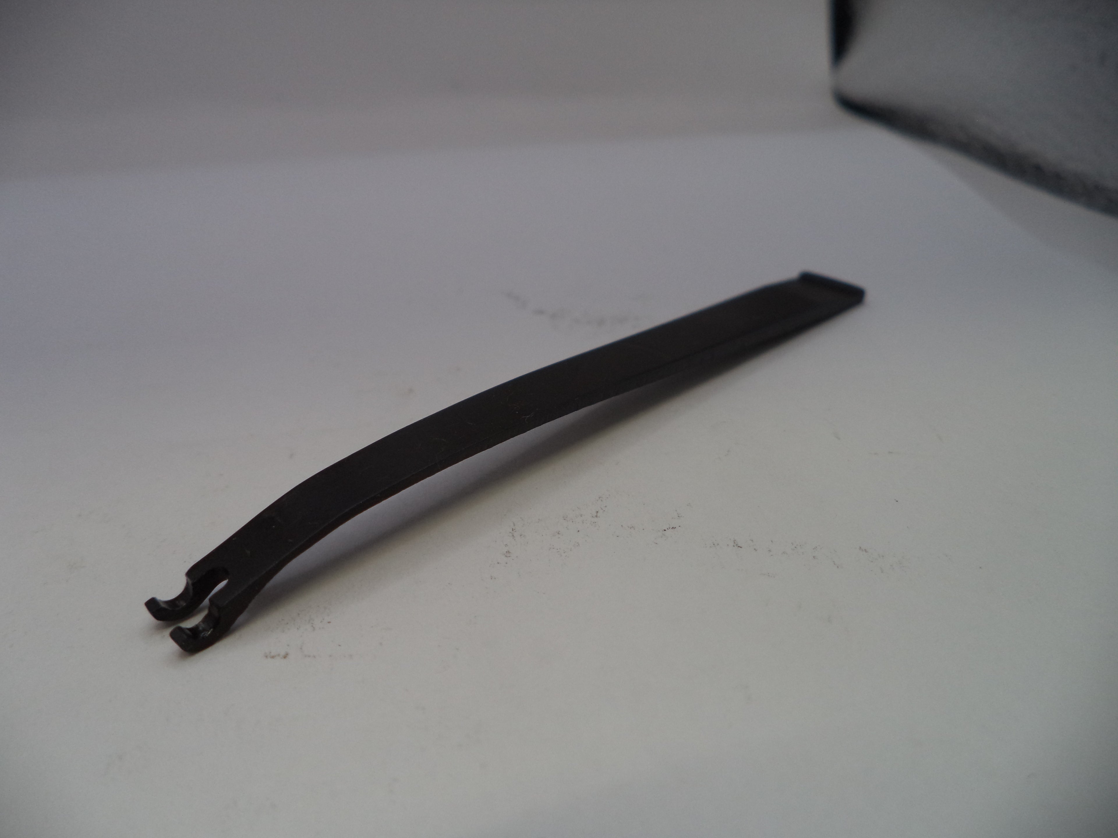 S&W N Frame Model 629-3 .44 Magnum Main Spring Old Style Used 629141B