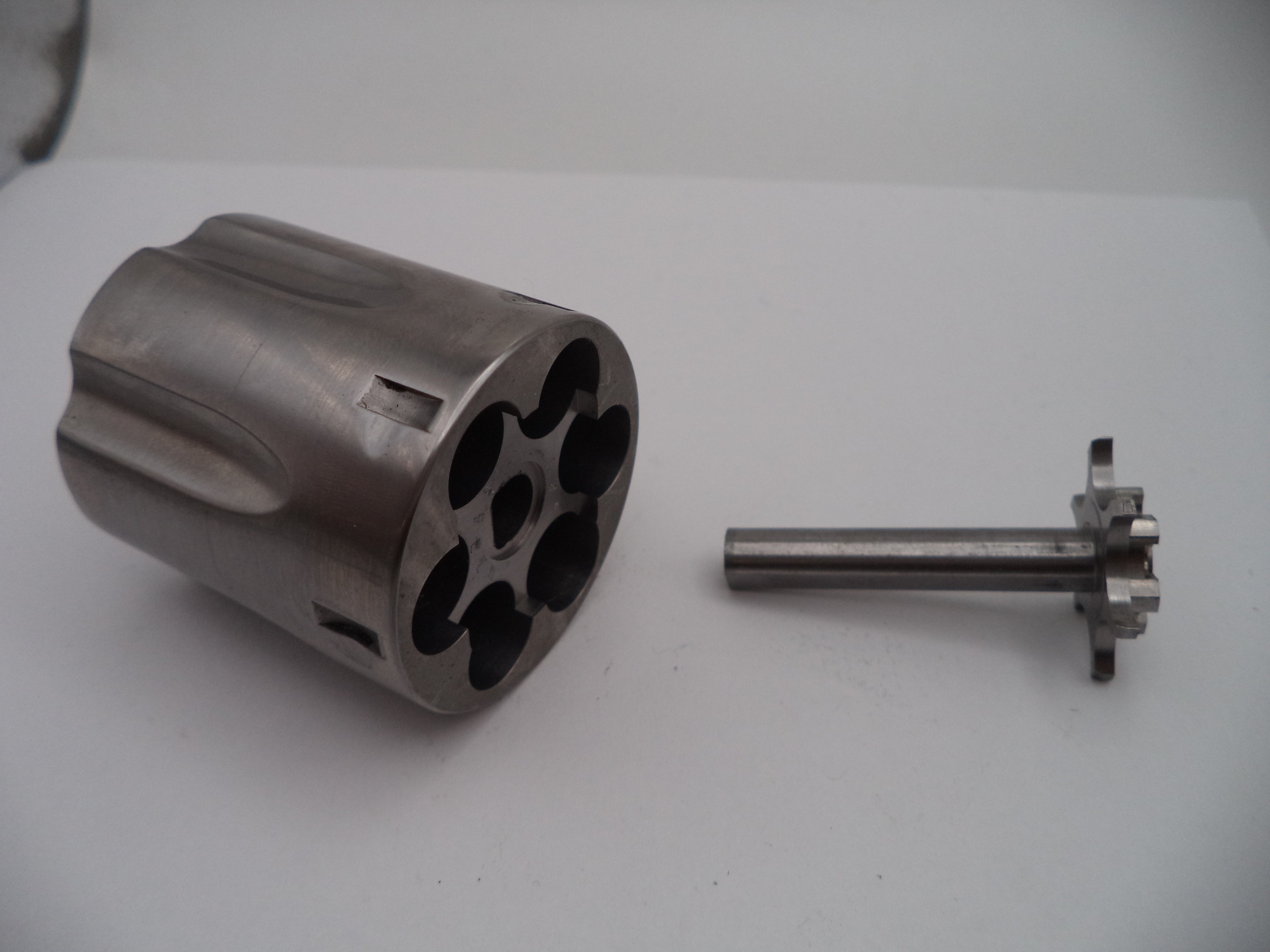 Smith & Wesson K Frame Cylinder Assembly - Models 64 & 67 - Stainless Steel .38 Special - Factory New Part 413890000