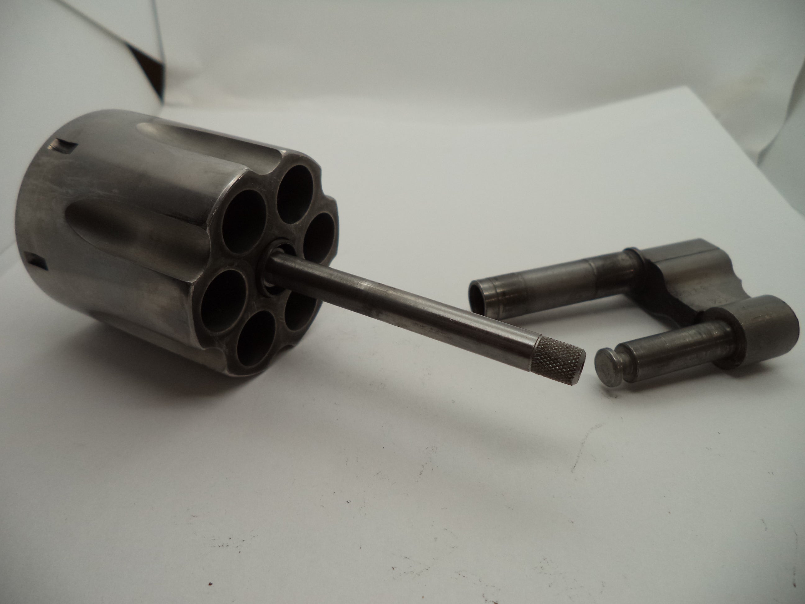 Smith & Wesson Revolver N Frame Model 629 Cylinder Assembly & Yoke Used Part 62978D