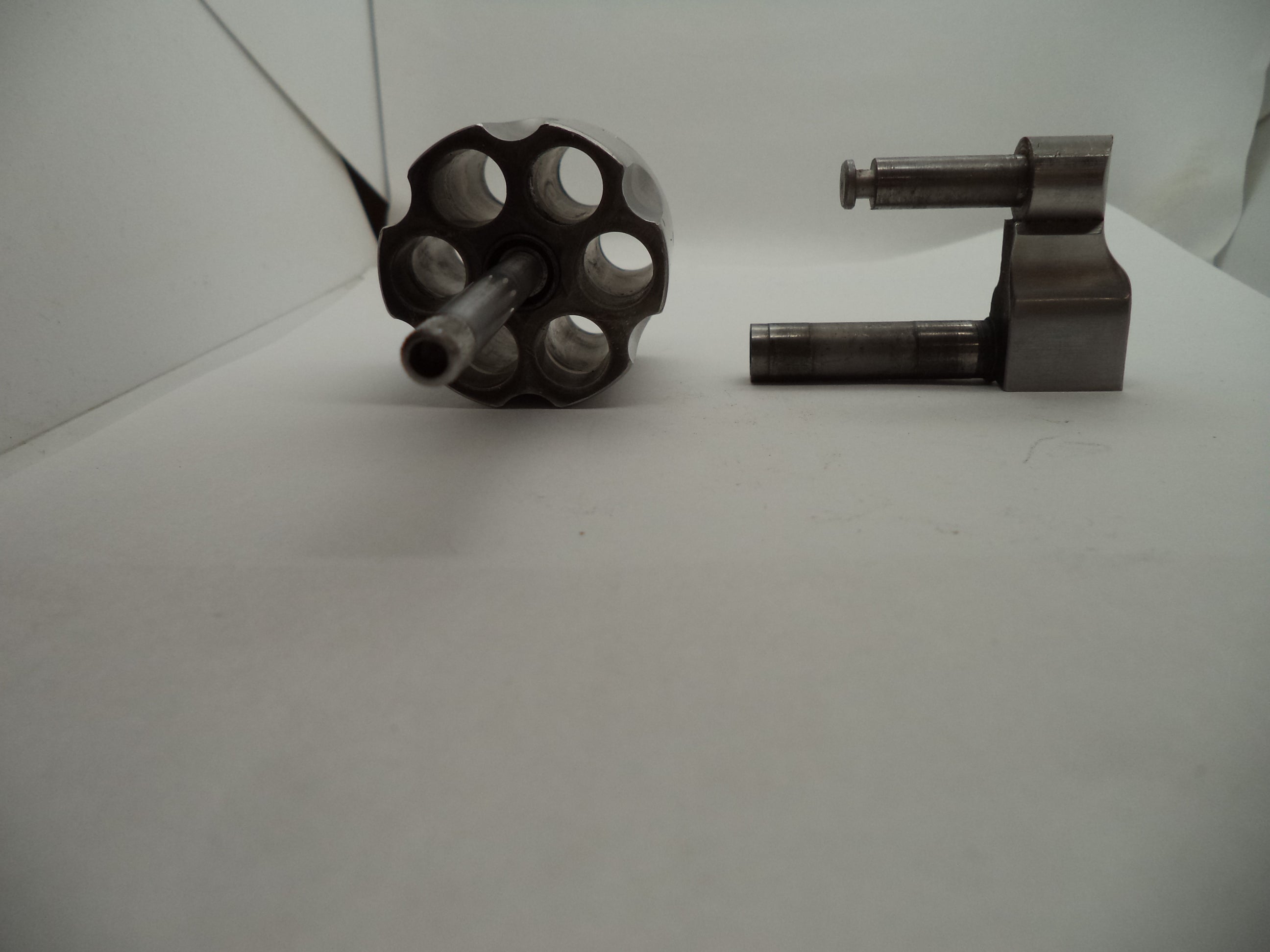Smith & Wesson Revolver N Frame Model 629 Cylinder Assembly & Yoke Used Part 62978D