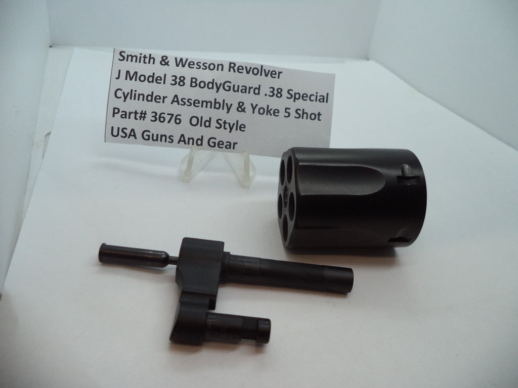 3676 S&W J Model 38 Bodyguard Cylinder Assembly & Yoke 5 Shot Used .38 SPL