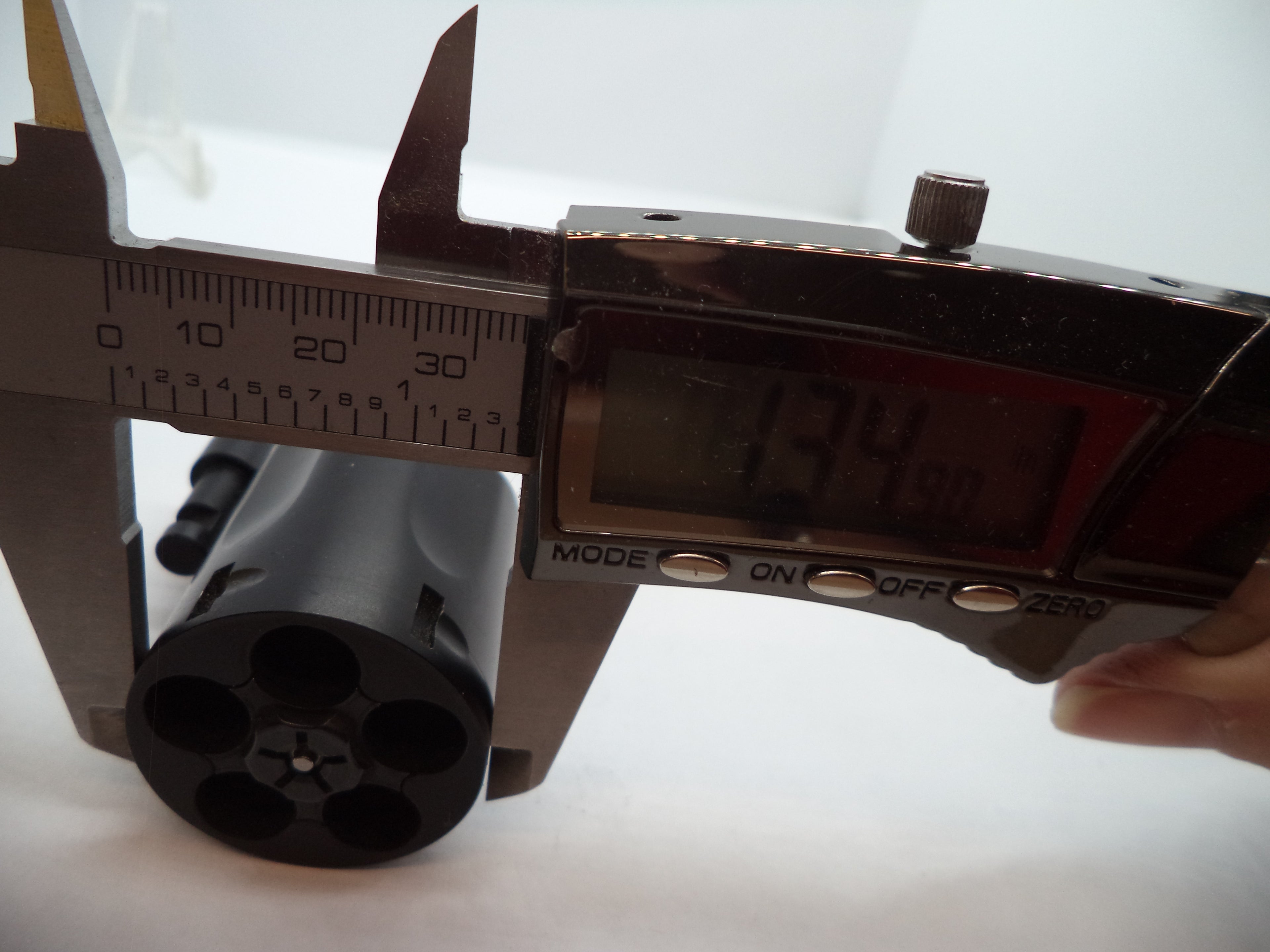 3676 S&W J Model 38 Bodyguard Cylinder Assembly & Yoke 5 Shot Used .38 SPL