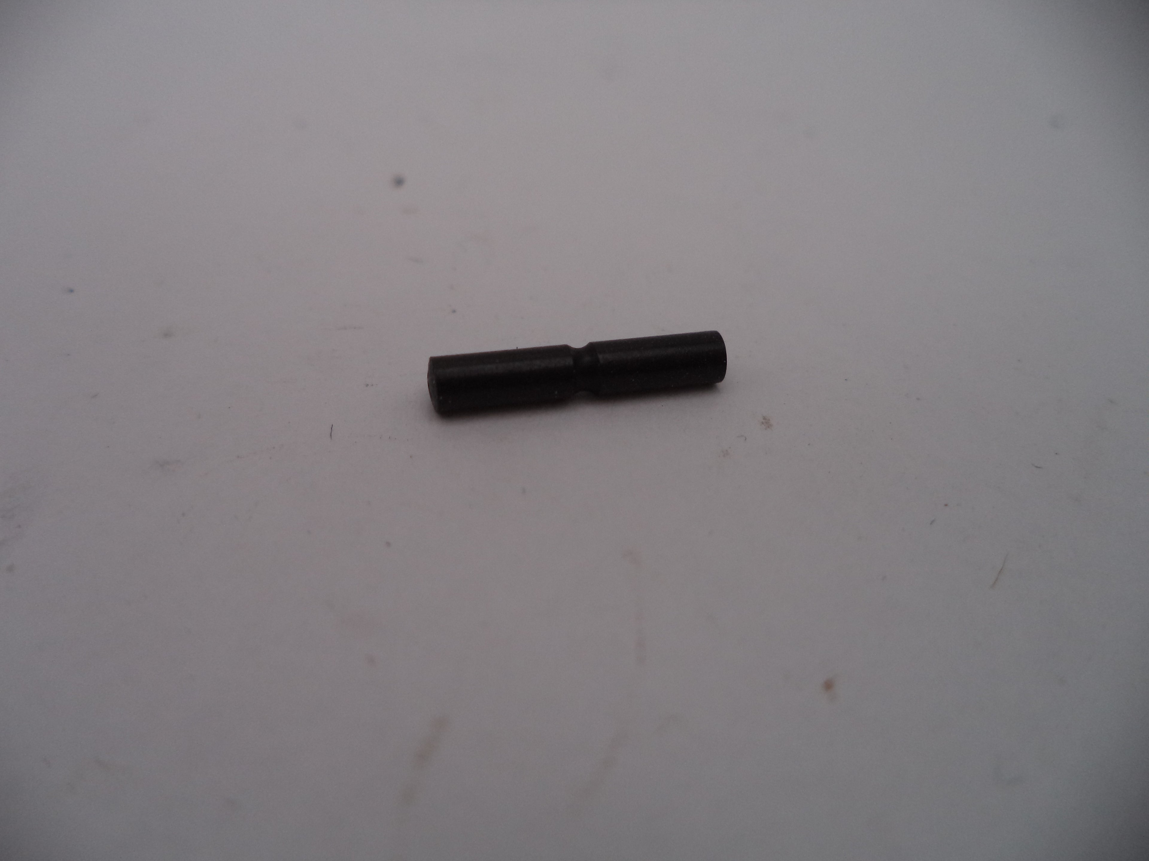 Smith & Wesson L Frame / N Frame Front Sight Pivot Pin - Models 586, 686, 29-3 - 048620000