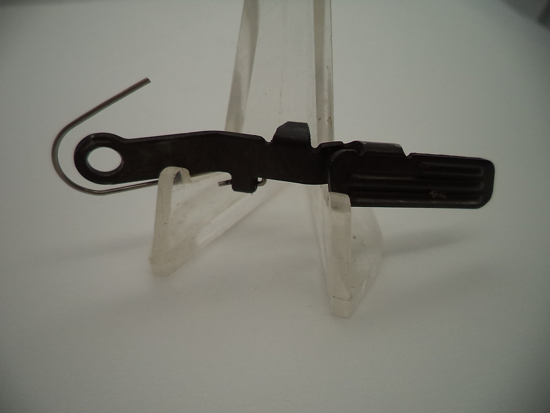 SW9V11 S & W Pistol Model SW9V 9 MM 4" Barrel Slide Stop Lever Assembly Used