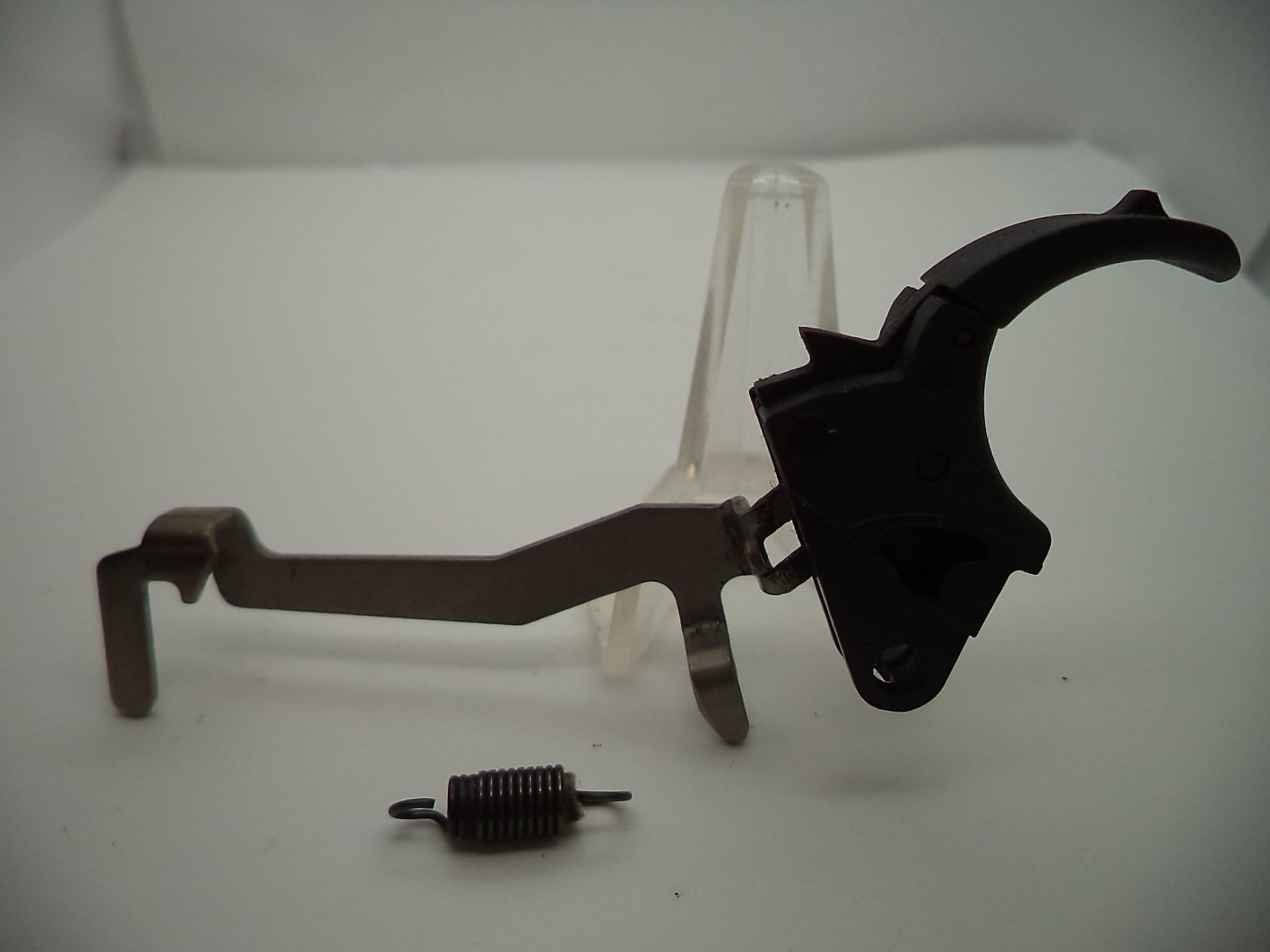 SW9V9 S & W Pistol Model SW9V 9 MM 4" Barrel Trigger Bar Assembly Used