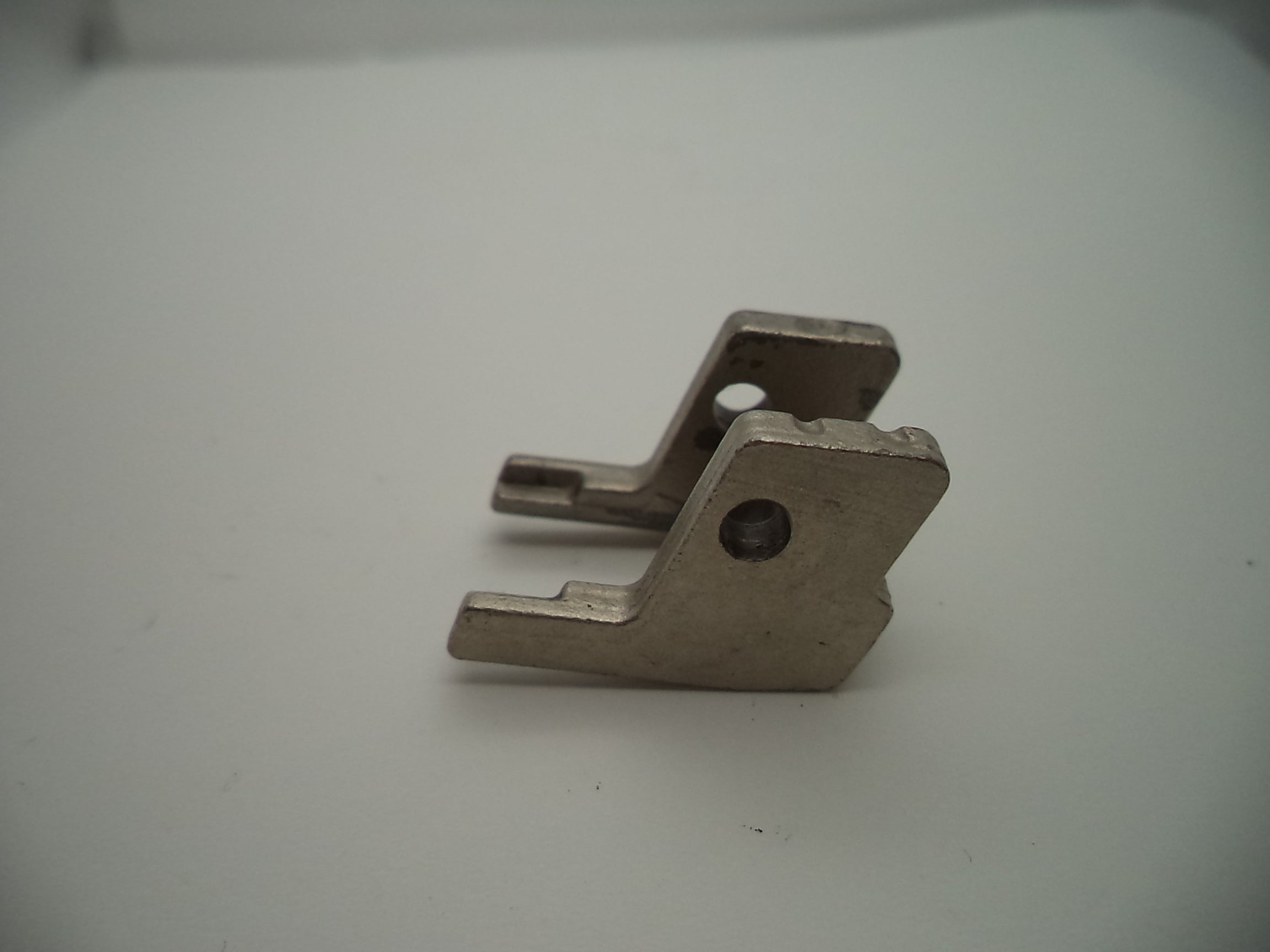SW9V10 S & W Semi-Auto Pistol Model SW9V 9 MM 4" Barrel Locking Block Used