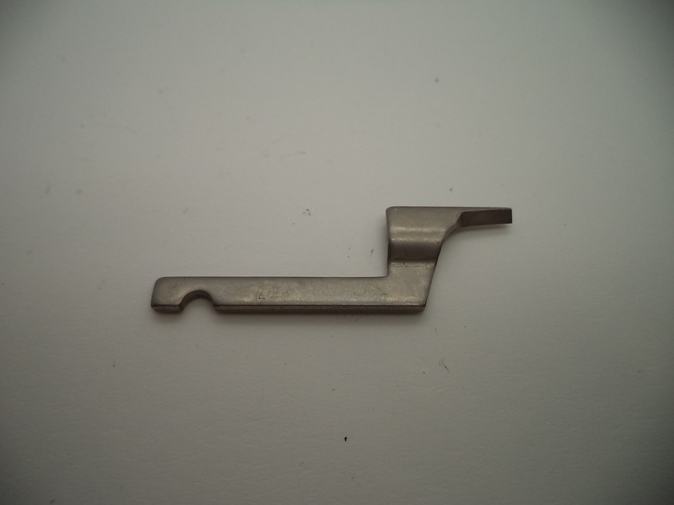 SW9V4 S & W Pistol Model SW9V 9 MM 4" Barrel Ejector Used