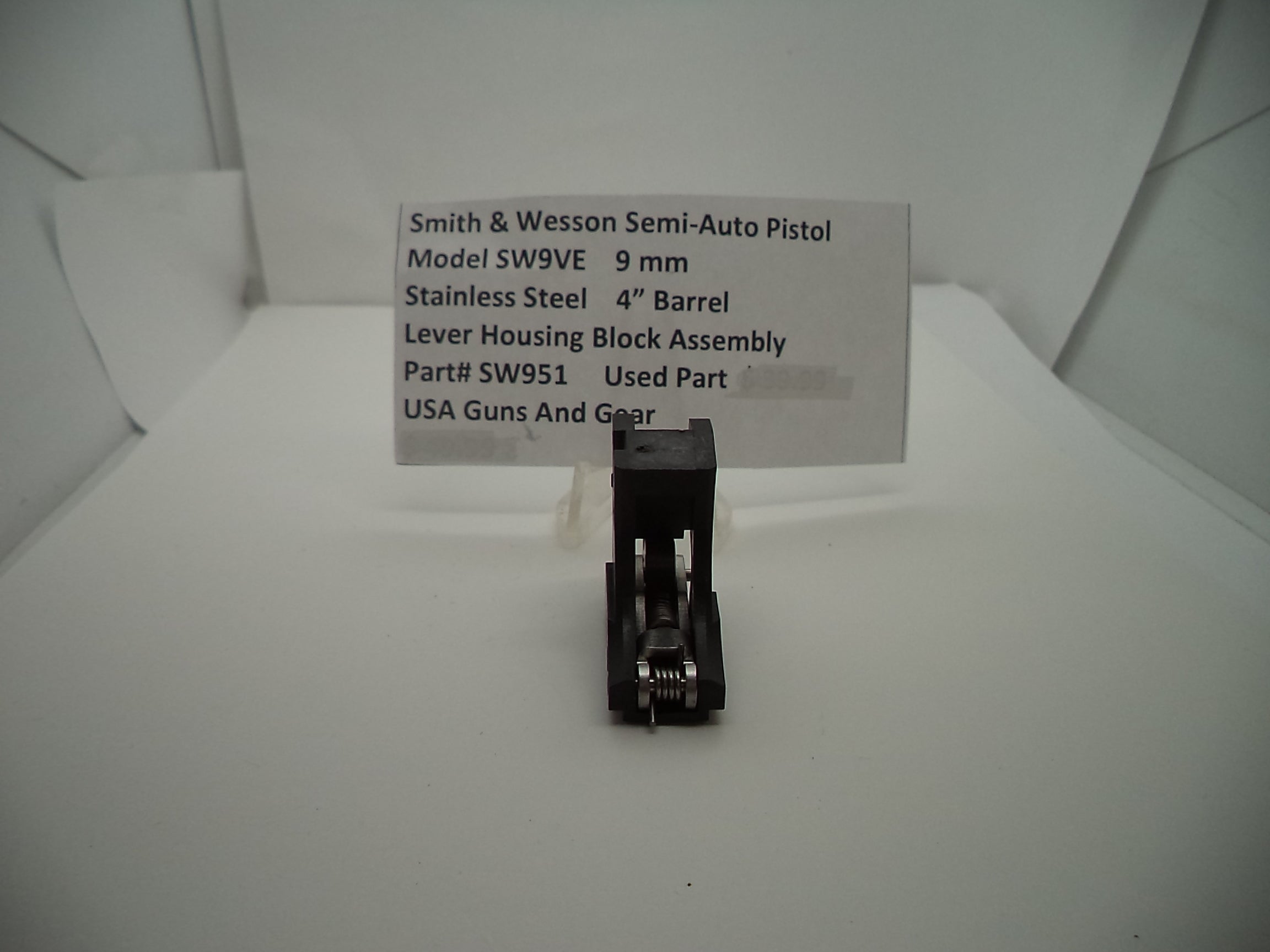 SW951 S & W Pistol Model SW9VE 9 MM 4" Barrel Lever Housing Block Assembly Used