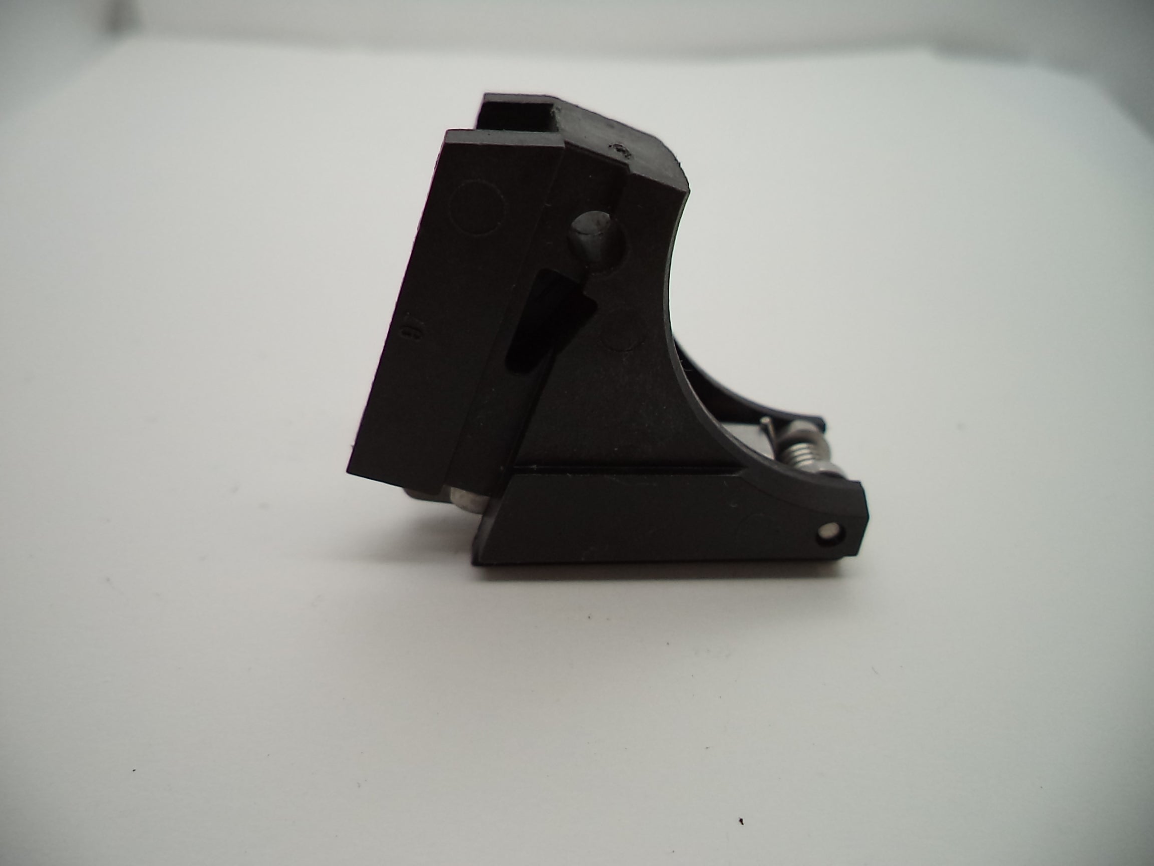 SW951 S & W Pistol Model SW9VE 9 MM 4" Barrel Lever Housing Block Assembly Used