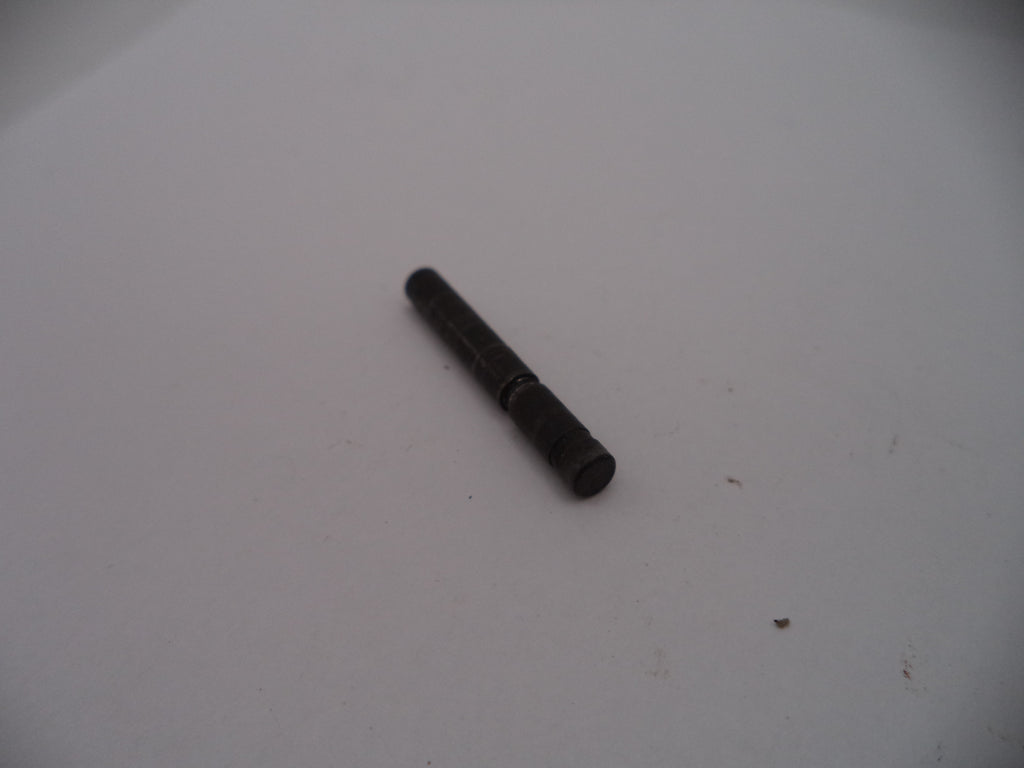 SD9VED Smith & Wesson Pistol SD9VE Trigger Pin 9 MM Used