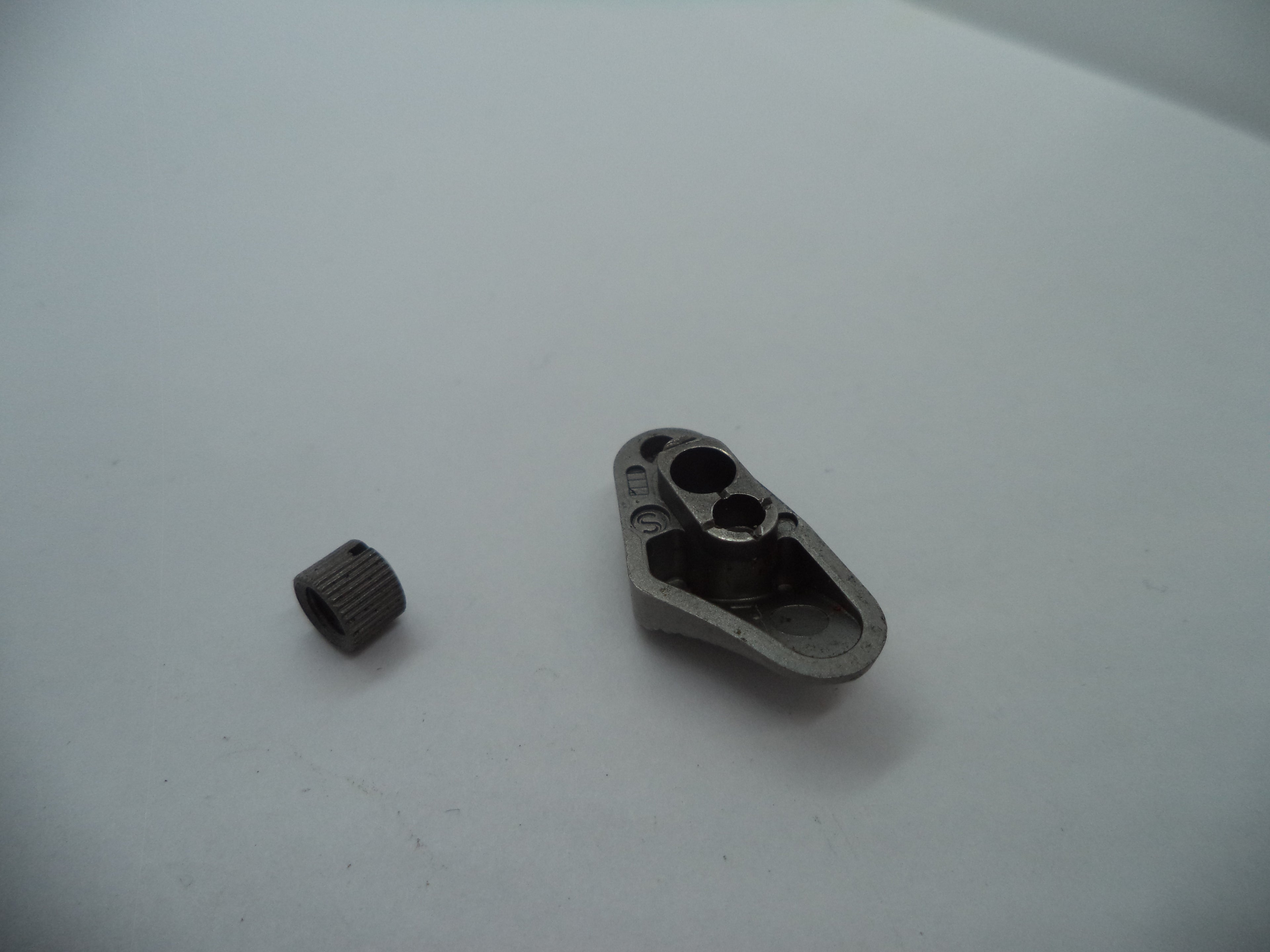 Smith & Wesson N Frame Model 629 Thumb Piece & Nut - .44 Magnum (629181A)