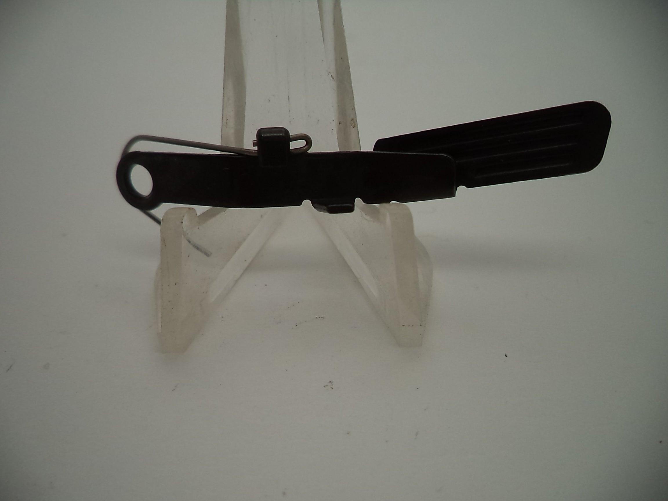 SW981 S & W Pistol Model SW9VE 9 MM Slide Stock Lever Assembly Used Parts