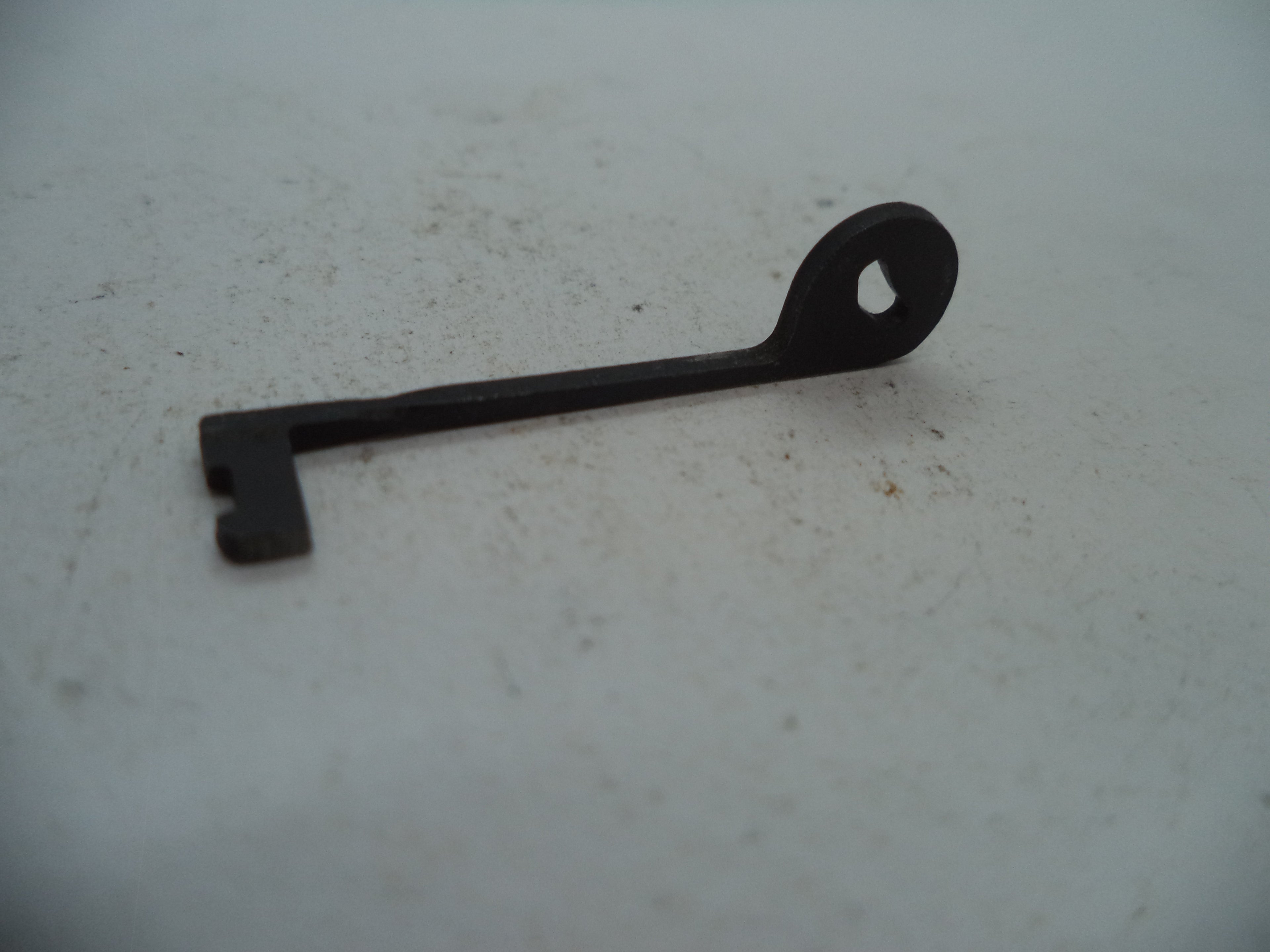 P3632 Smith & Wesson J Pre Model 36 Hammer Block .38 Special Used Part
