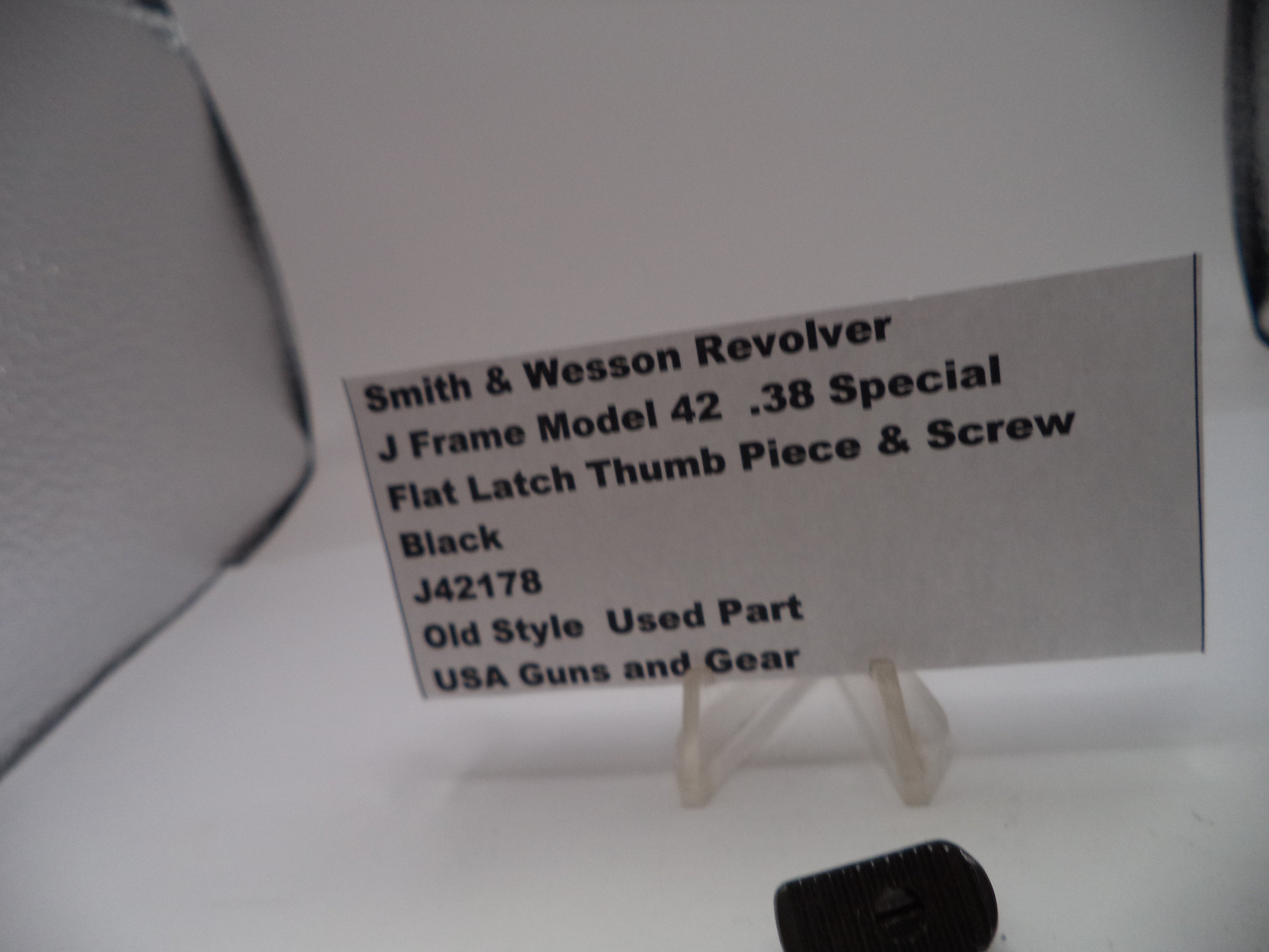 Smith & Wesson J Frame Model 42 Centennial Airweight Flat Latch Thumb Piece & Screw, Old Style - Part# J42178