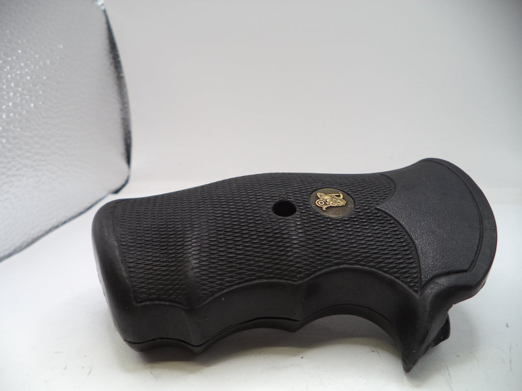 Pachmayr Gripper Square Butt Grips for S&W K & L Frame Revolvers - GR6
