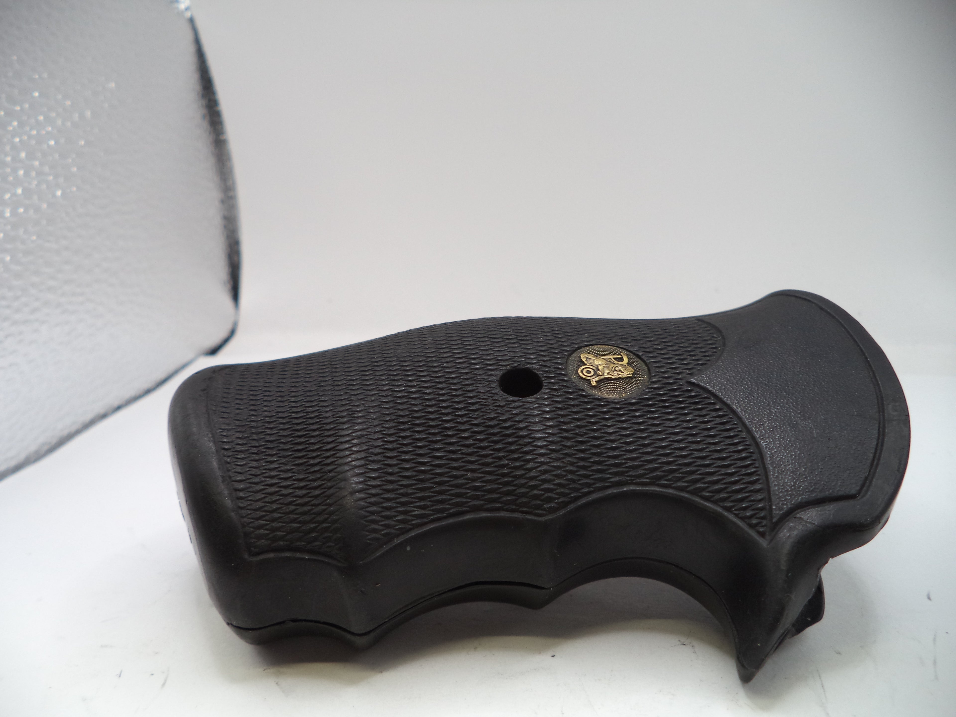 Pachmayr Gripper Square Butt Grips for S&W K & L Frame Revolvers - GR6