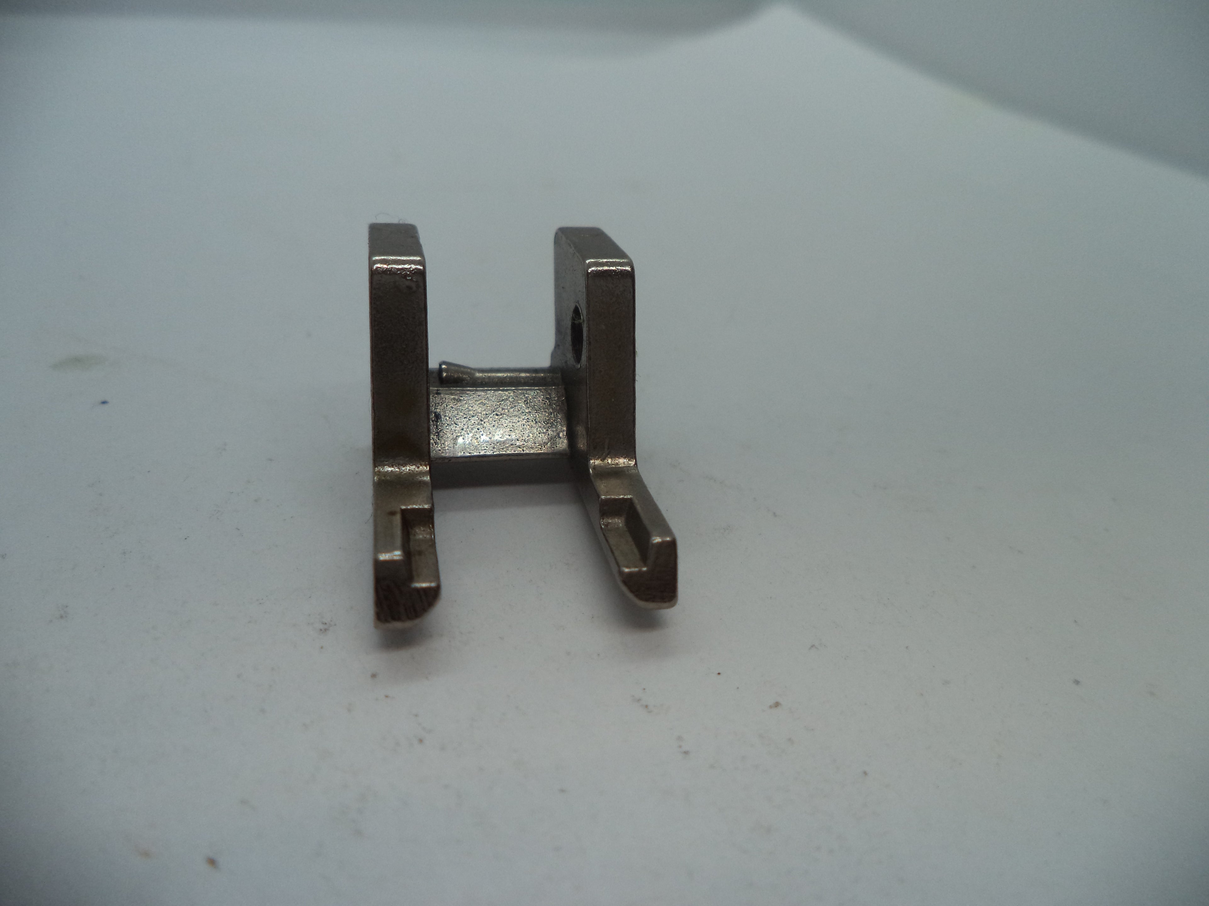 SW9D4 Smith & Wesson Pistol Model SW9VE 9 MM Locking Block Used