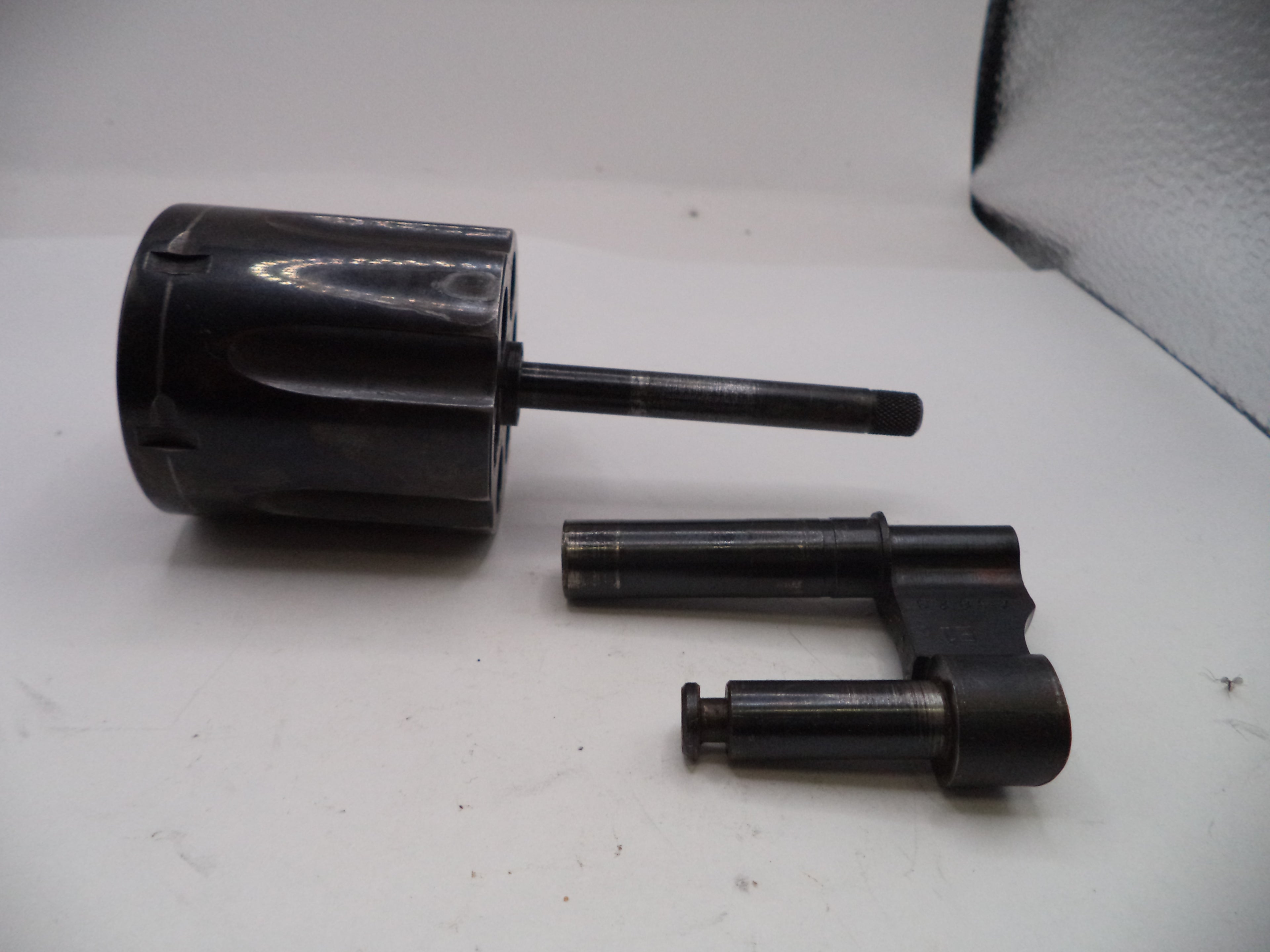 S&W L Frame Model 586 Cylinder Assembly .357 Mag Blue Steel 6-Shot – Used (58676B)