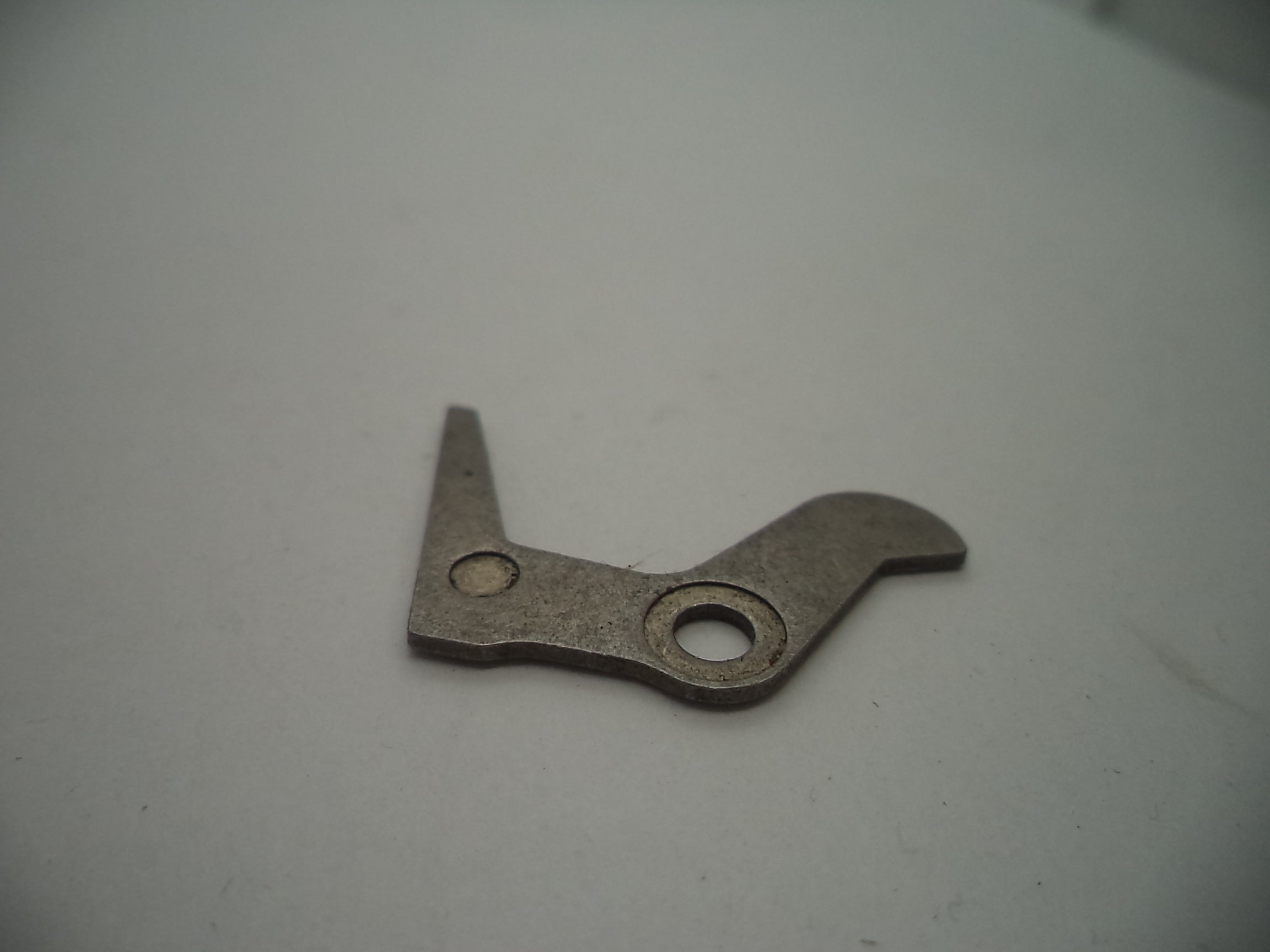 069550000 Smith & Wesson Model 659 9MM Firing Pin Safety Lever New Old Stock