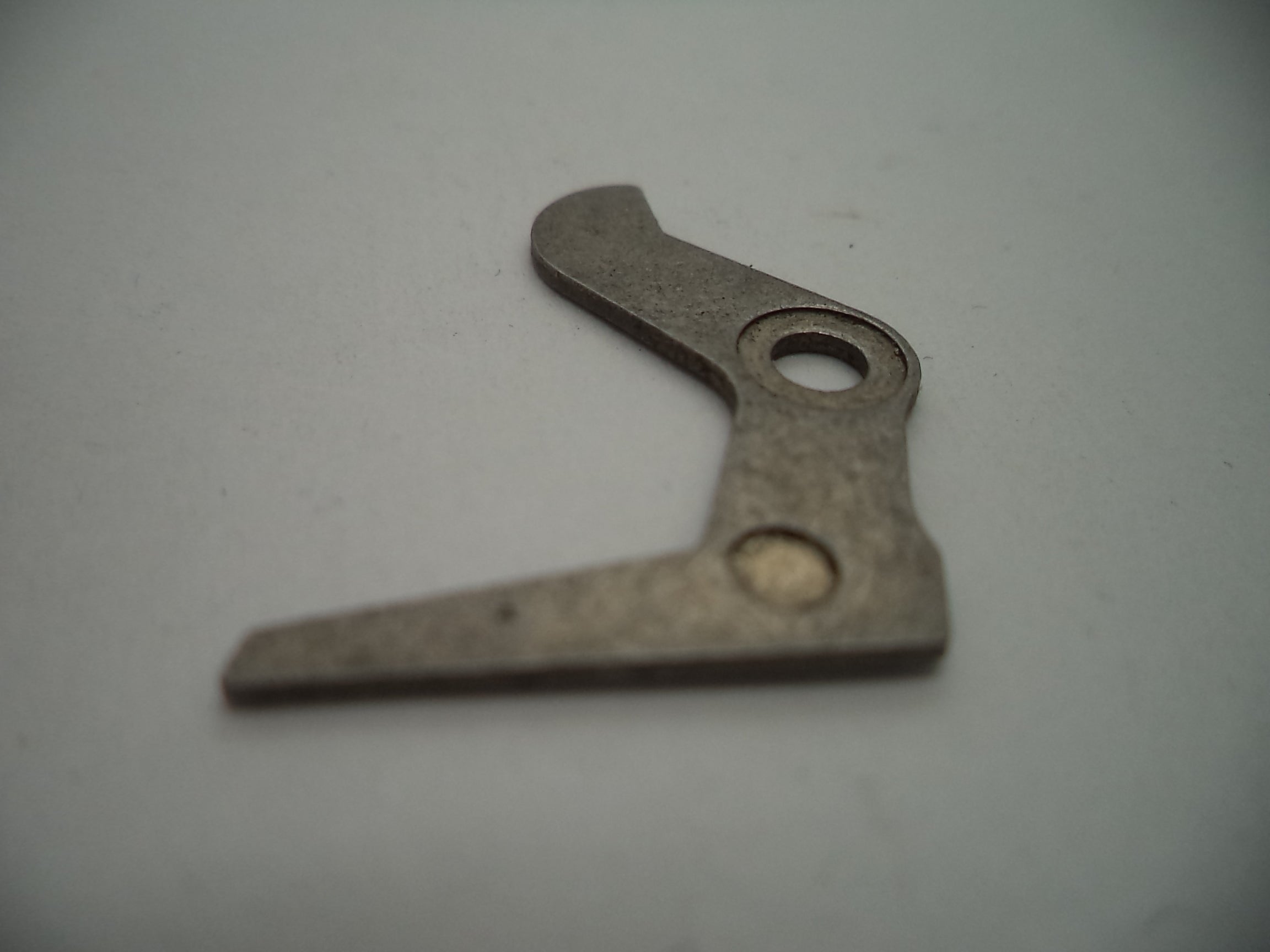 069550000 Smith & Wesson Model 659 9MM Firing Pin Safety Lever New Old Stock