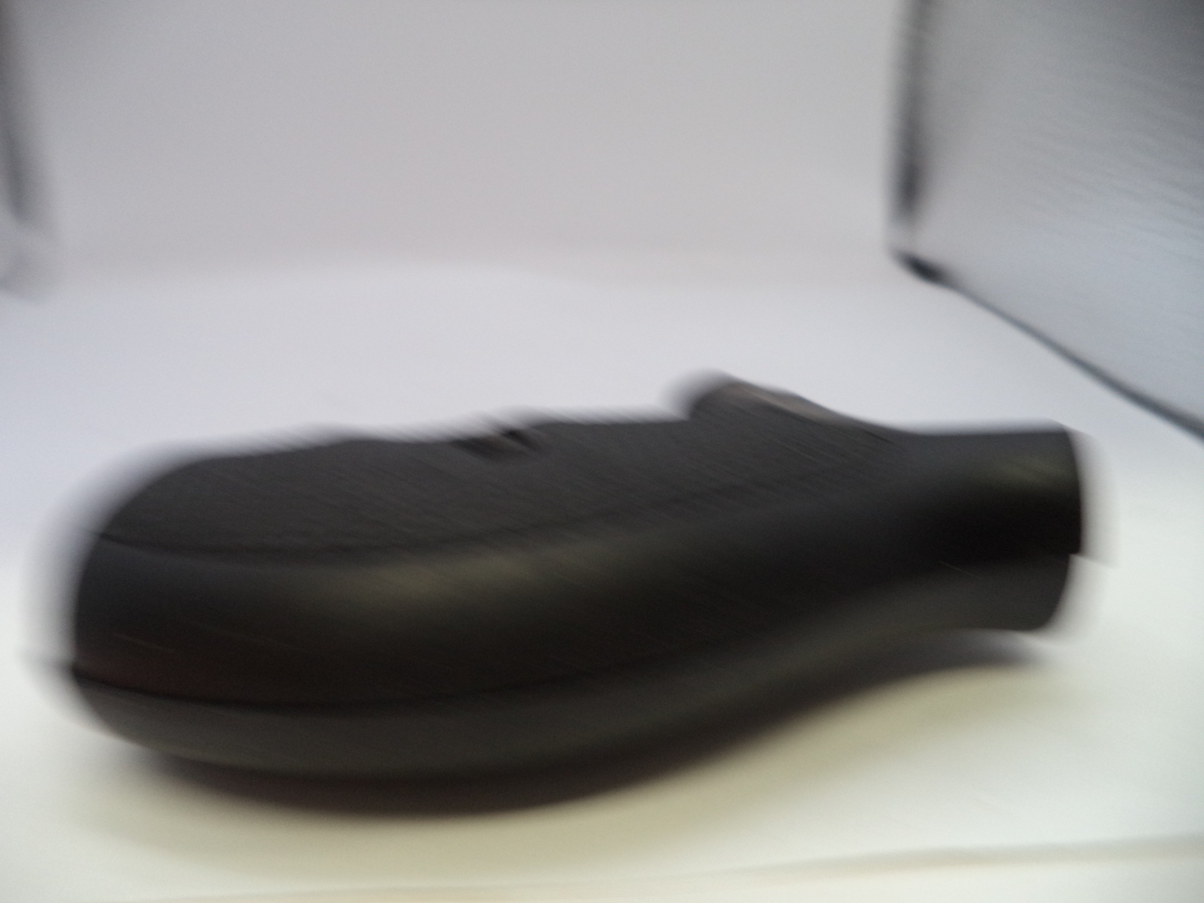 Smith & Wesson K & L Frame Uncle Mike's Round Butt Black Rubber Grips GR19