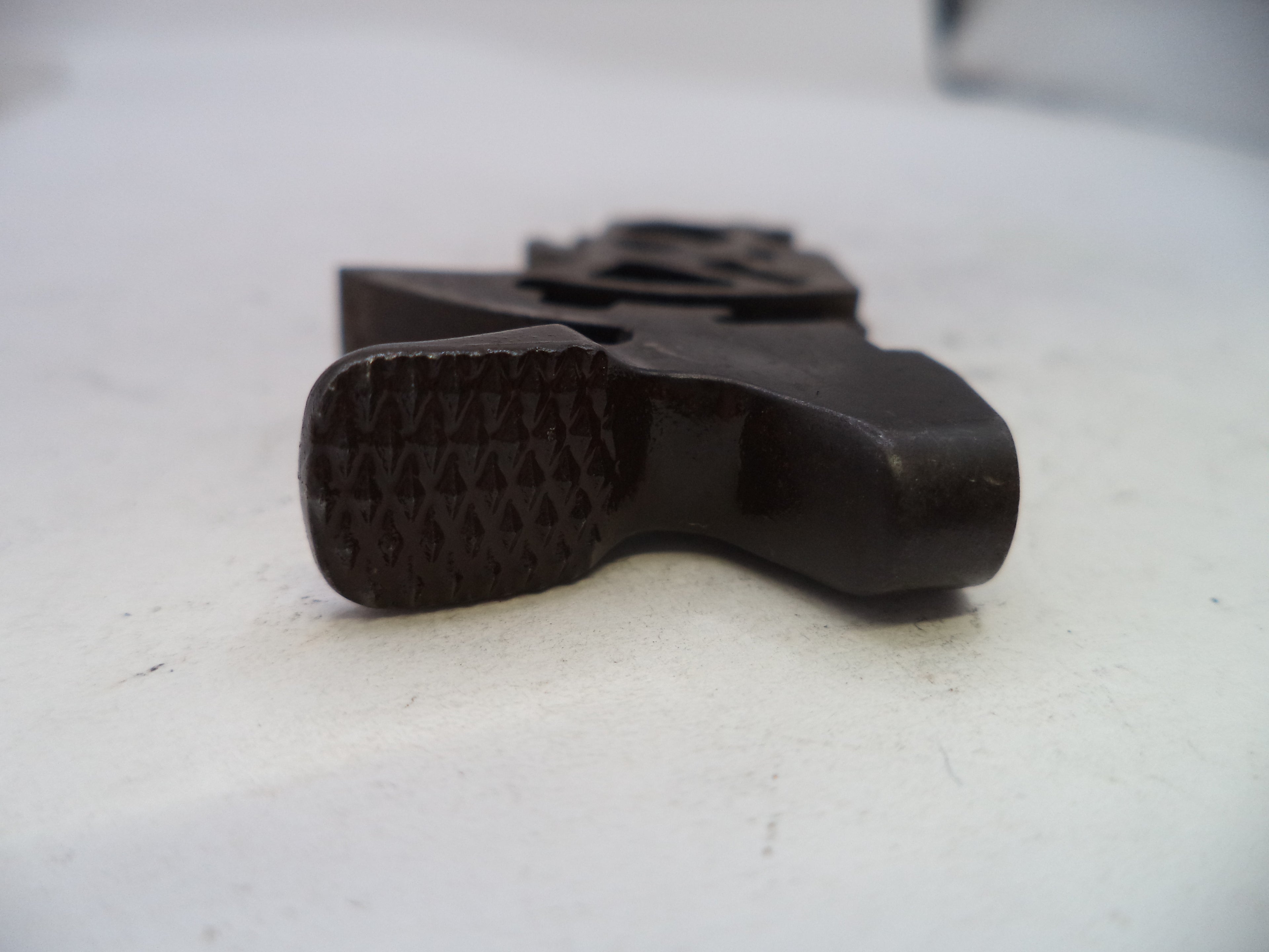 Smith & Wesson L Frame Model 686-5 .357 Magnum Hammer .375" Wide Spur - Part# 686112D