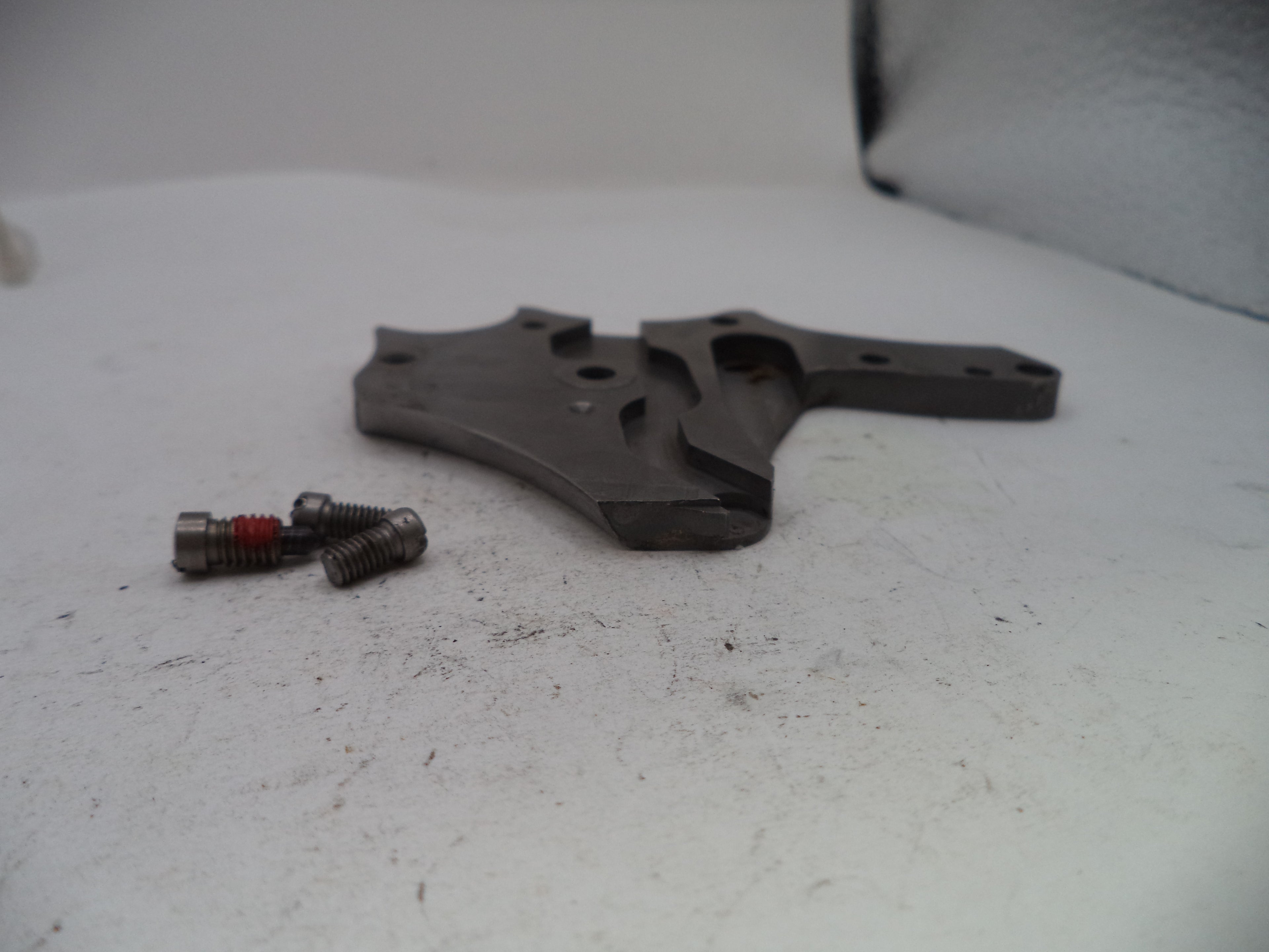 Smith & Wesson L-Frame Model 686-5 Side Plate & Screws - Stainless Steel, Part# 686159F