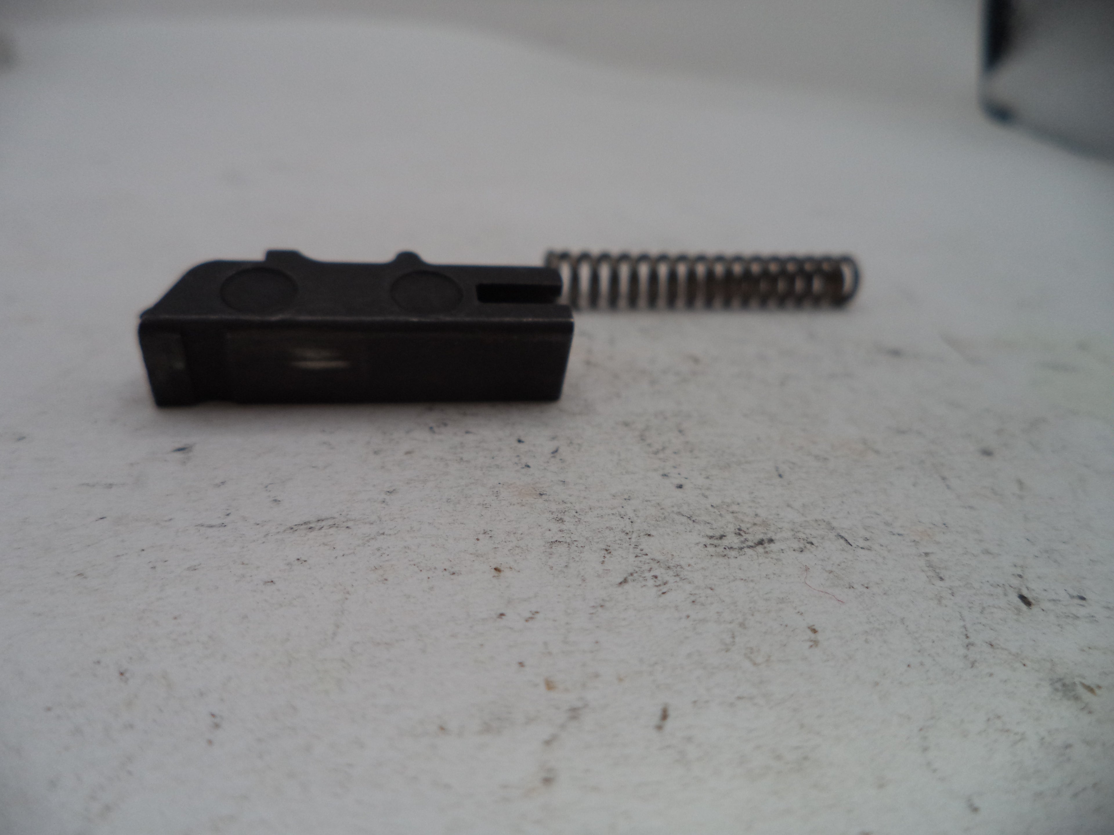 Smith & Wesson L-Frame Model 686-5 Rebound Slide Assembly & Spring Used — 686143D