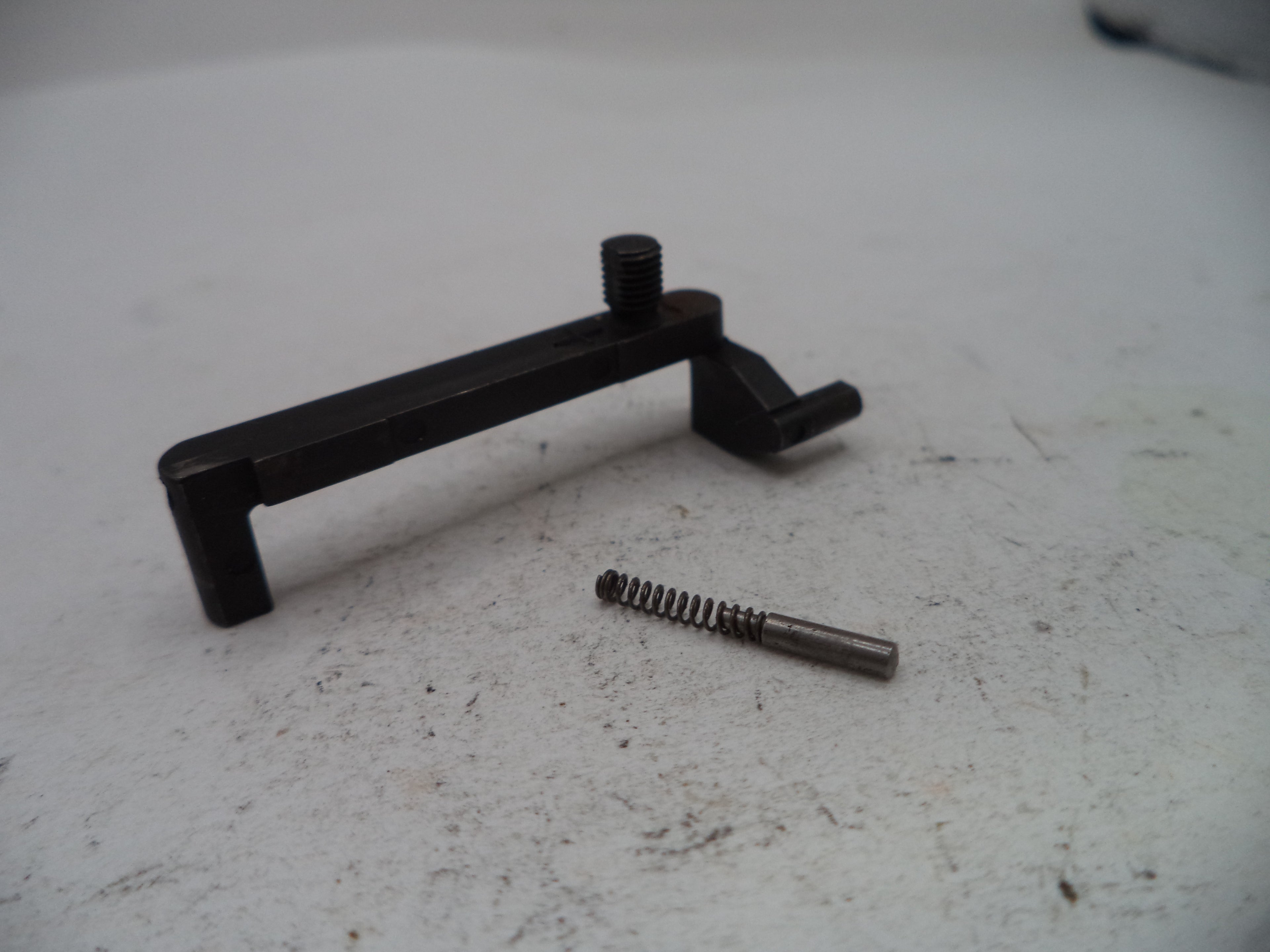 Smith & Wesson L Frame Model 686-5 .357 Magnum Bolt, Spring & Plunger - Part# 68645B