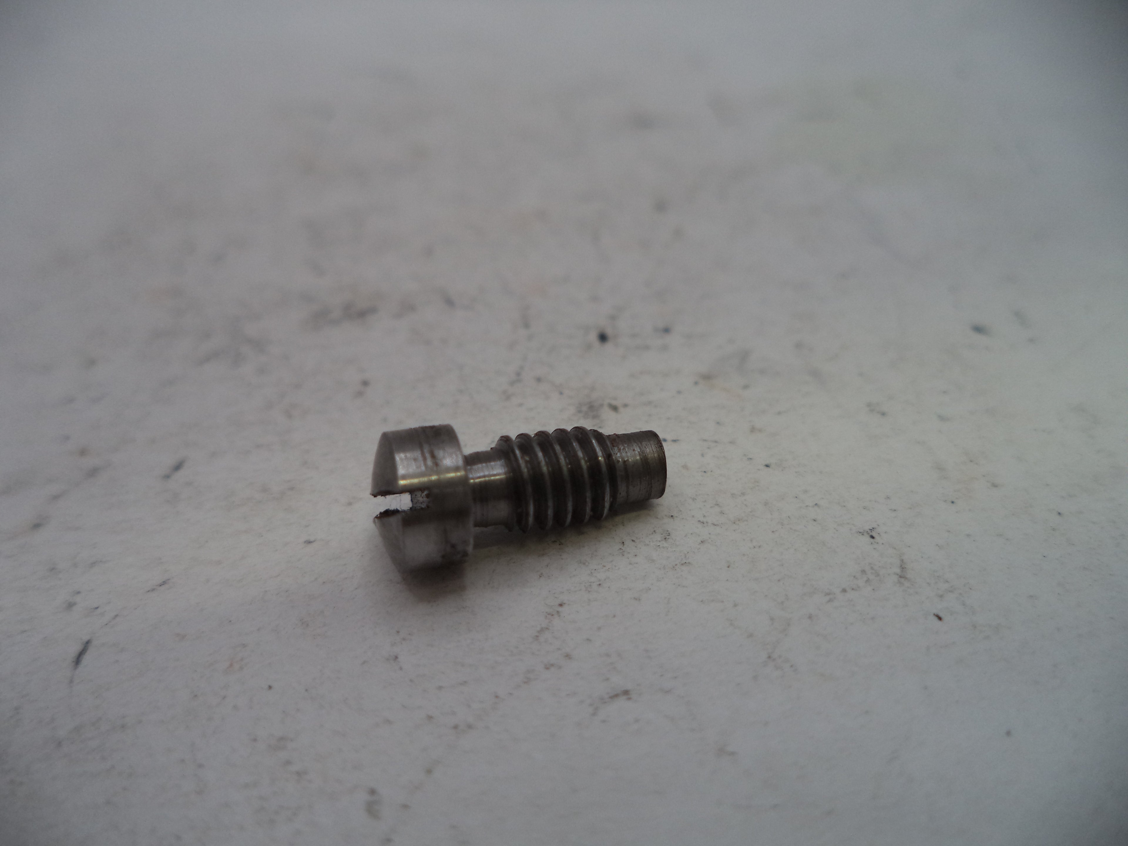 Smith & Wesson L Frame Model 686-5 .357 Magnum Strain Screw Round Butt - Part# 686172E