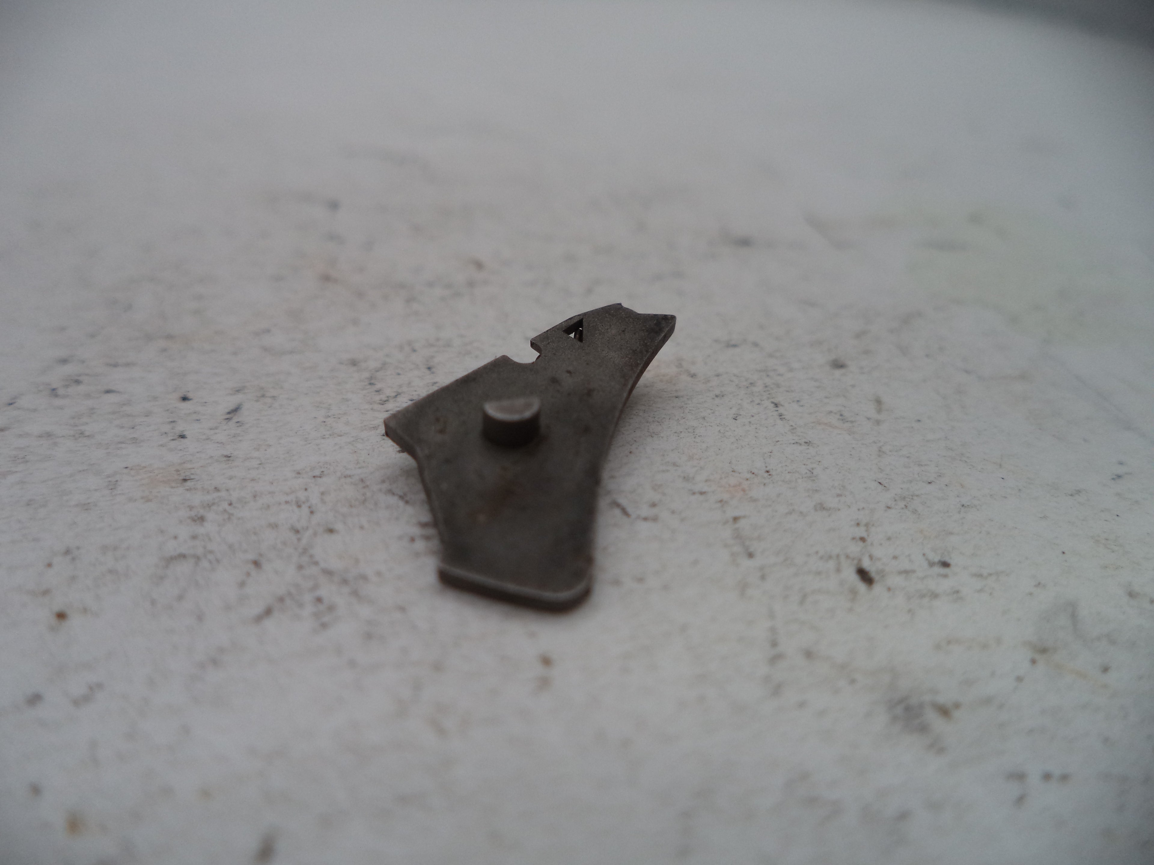 Smith & Wesson L-Frame Model 686-5 .357 Magnum Hammer Safety Latch, Used - Part# 686103A