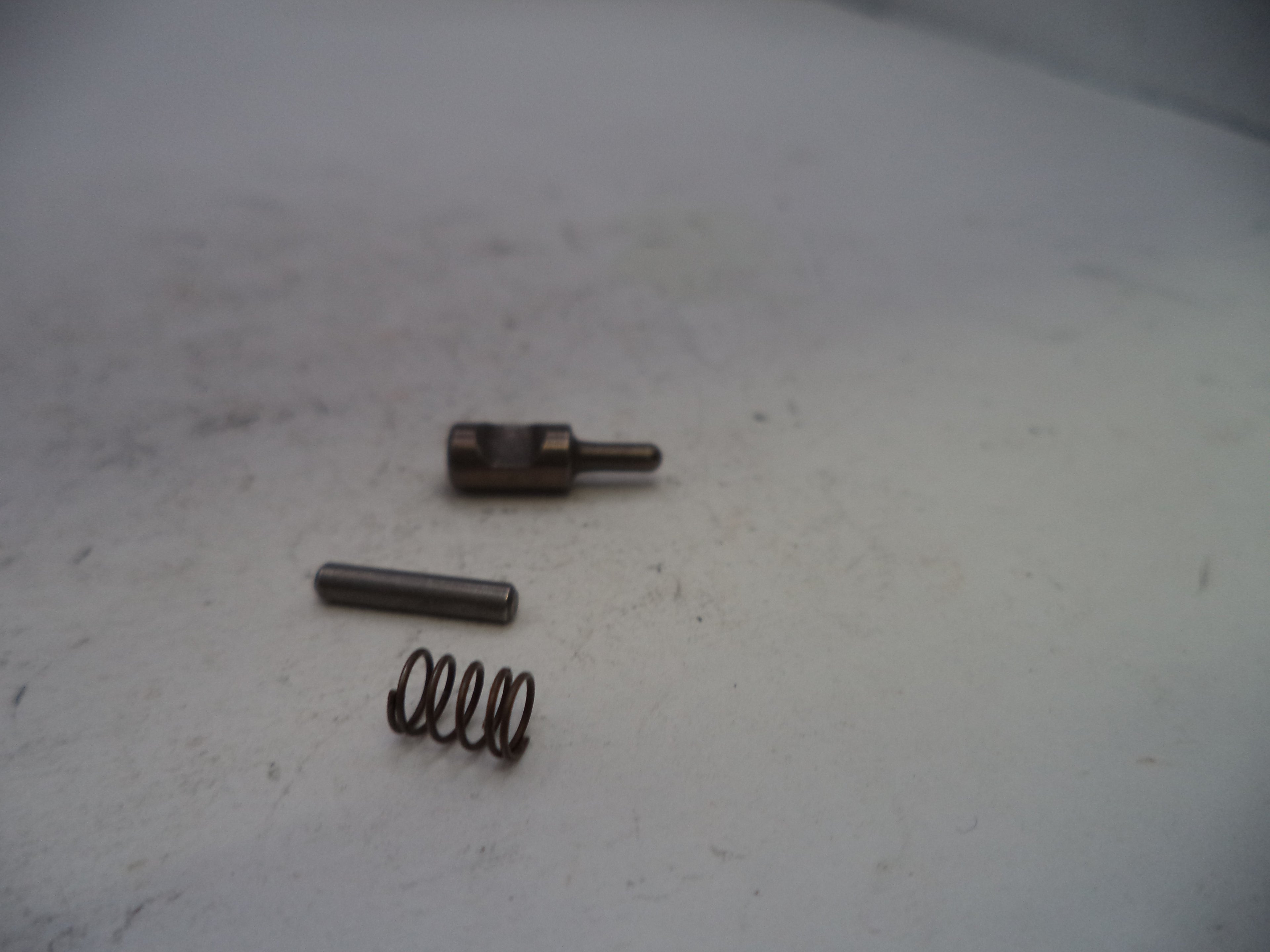 Smith & Wesson L-Frame Firing Pin New Style — 686, 586, 581, 681 — Part# 686106