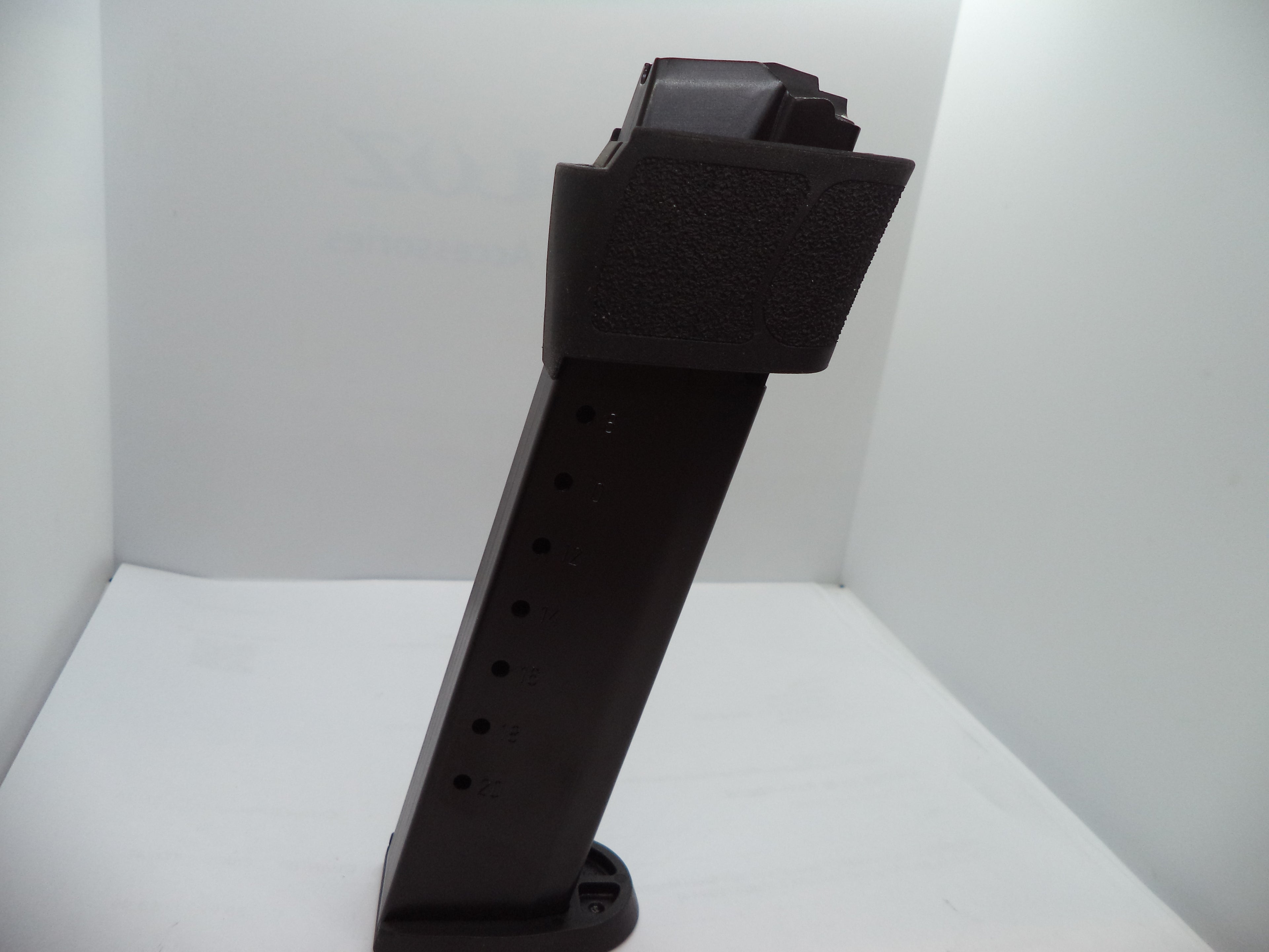 Smith & Wesson M&P 40 Magazine 20-Round Extended - .40 S&W - Fits Full Size/Compact/FPC - Factory OEM