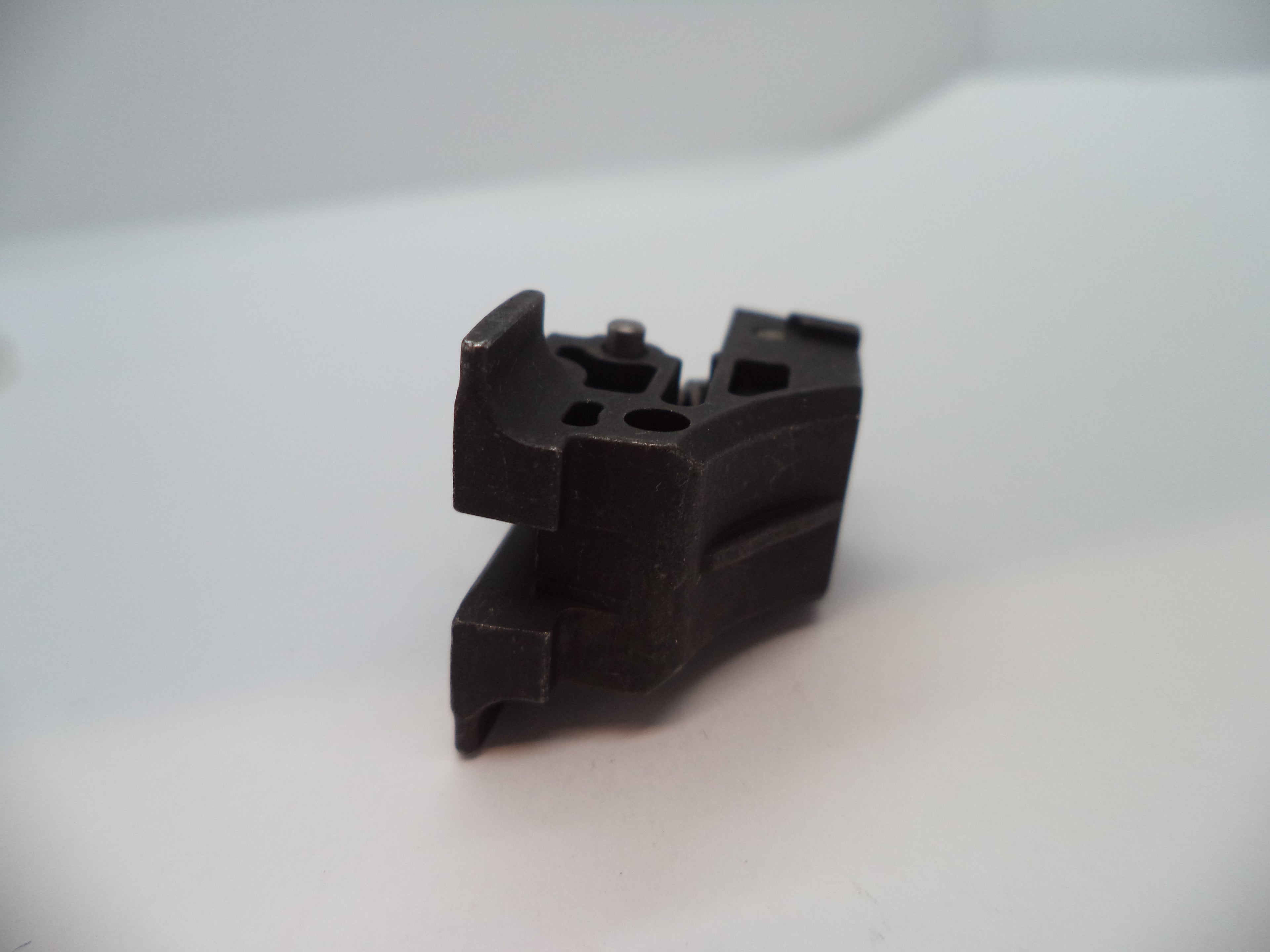 Smith & Wesson M&P 1.0 Sear Housing Block No Thumb Safety 423690000