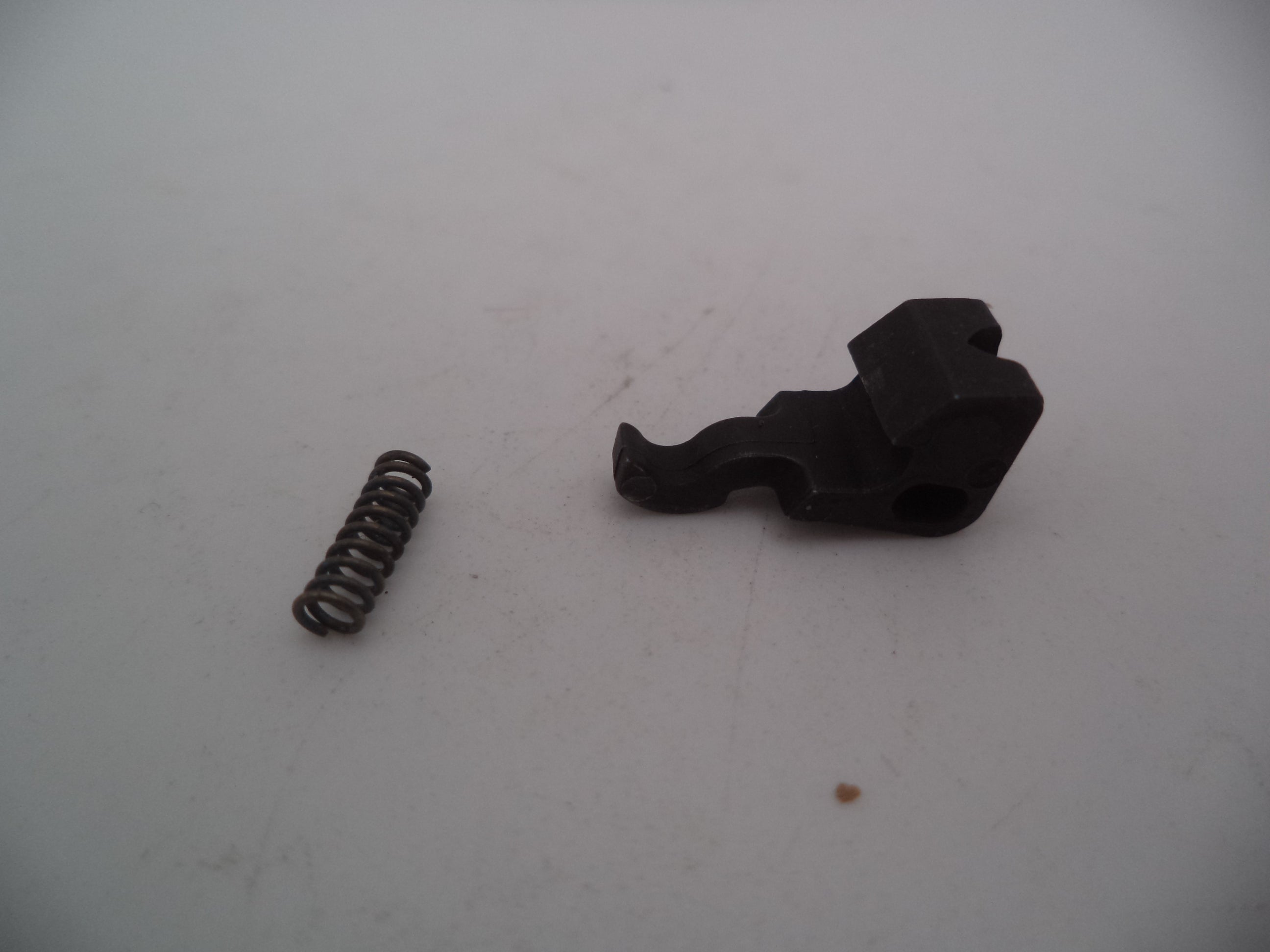 Smith & Wesson Revolver L Frame Model 386 8 Shot Cylinder Stop & Spring MIM 38600