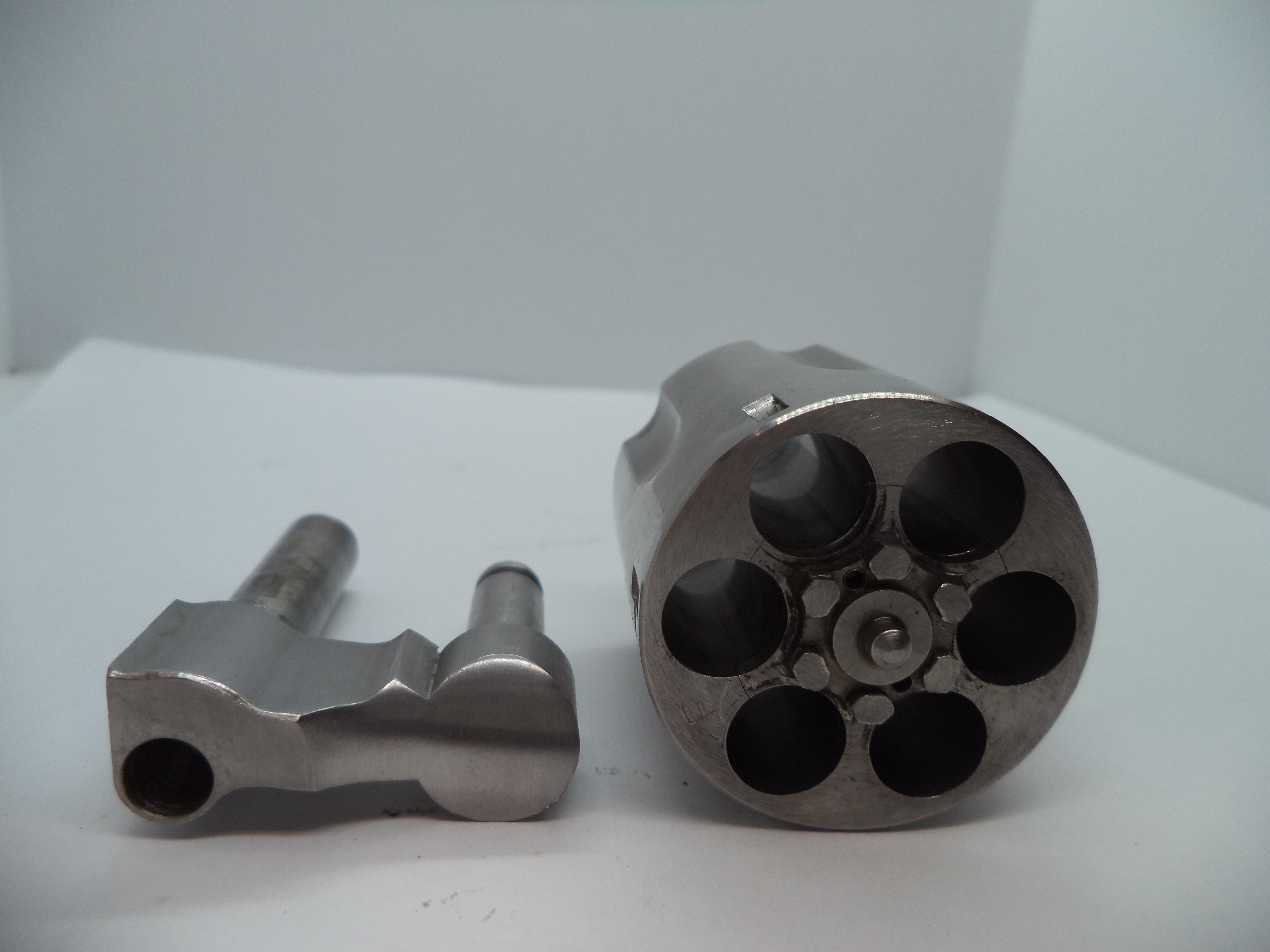 Smith & Wesson K Frame Model 66 Cylinder & Yoke Assembly .357 Magnum Stainless - 6678B