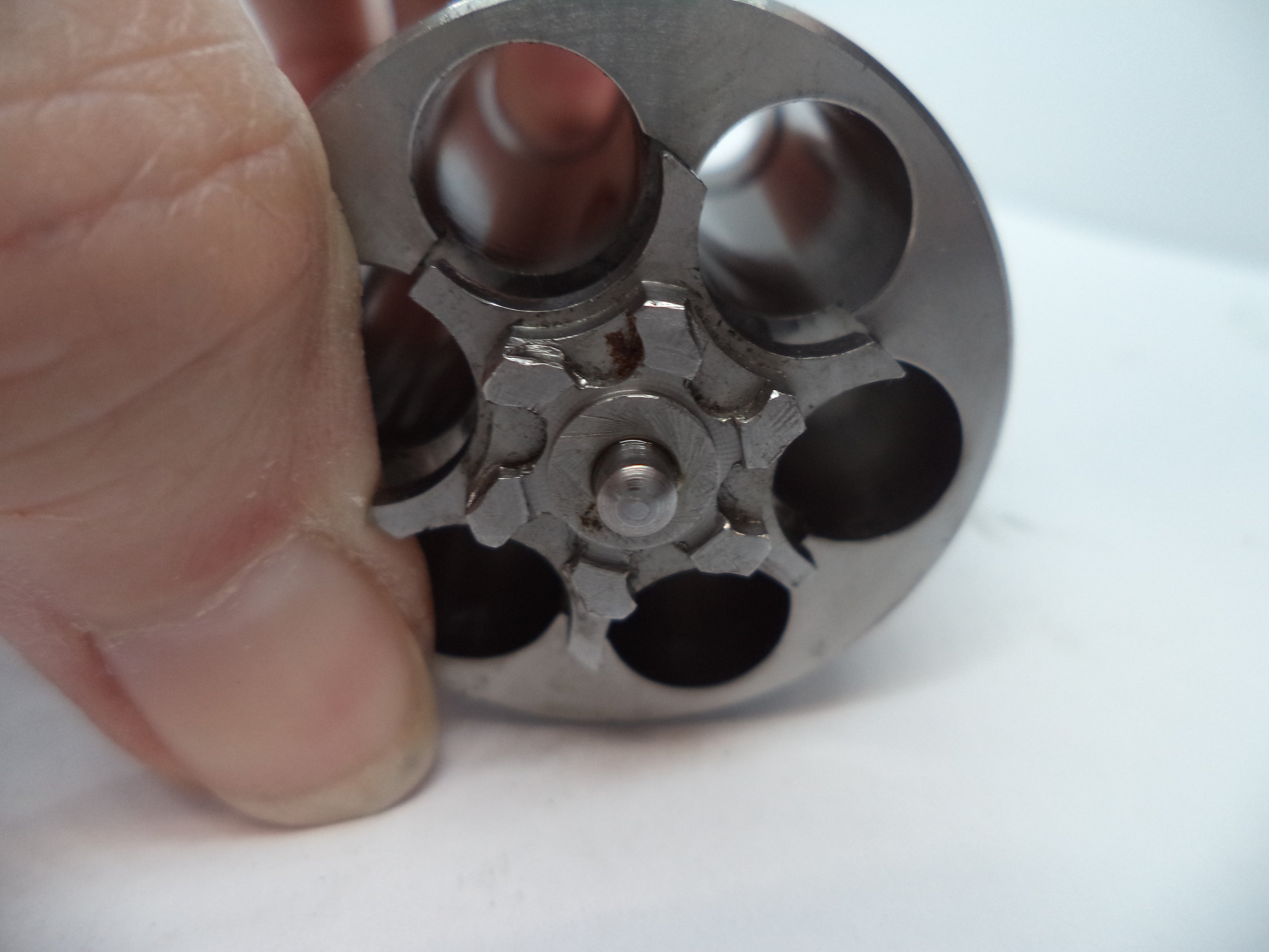 Smith & Wesson Model 66 Cylinder & Yoke – .357 Magnum Stainless 6-Shot Used (Part# 6672A)