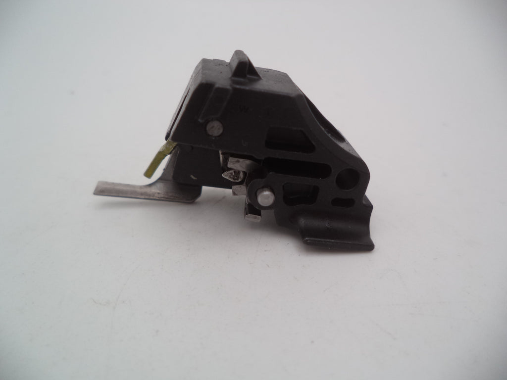 Smith & Wesson M&P M2.0 Sear Housing Block Assembly 9mm/40 | OEM 3008432