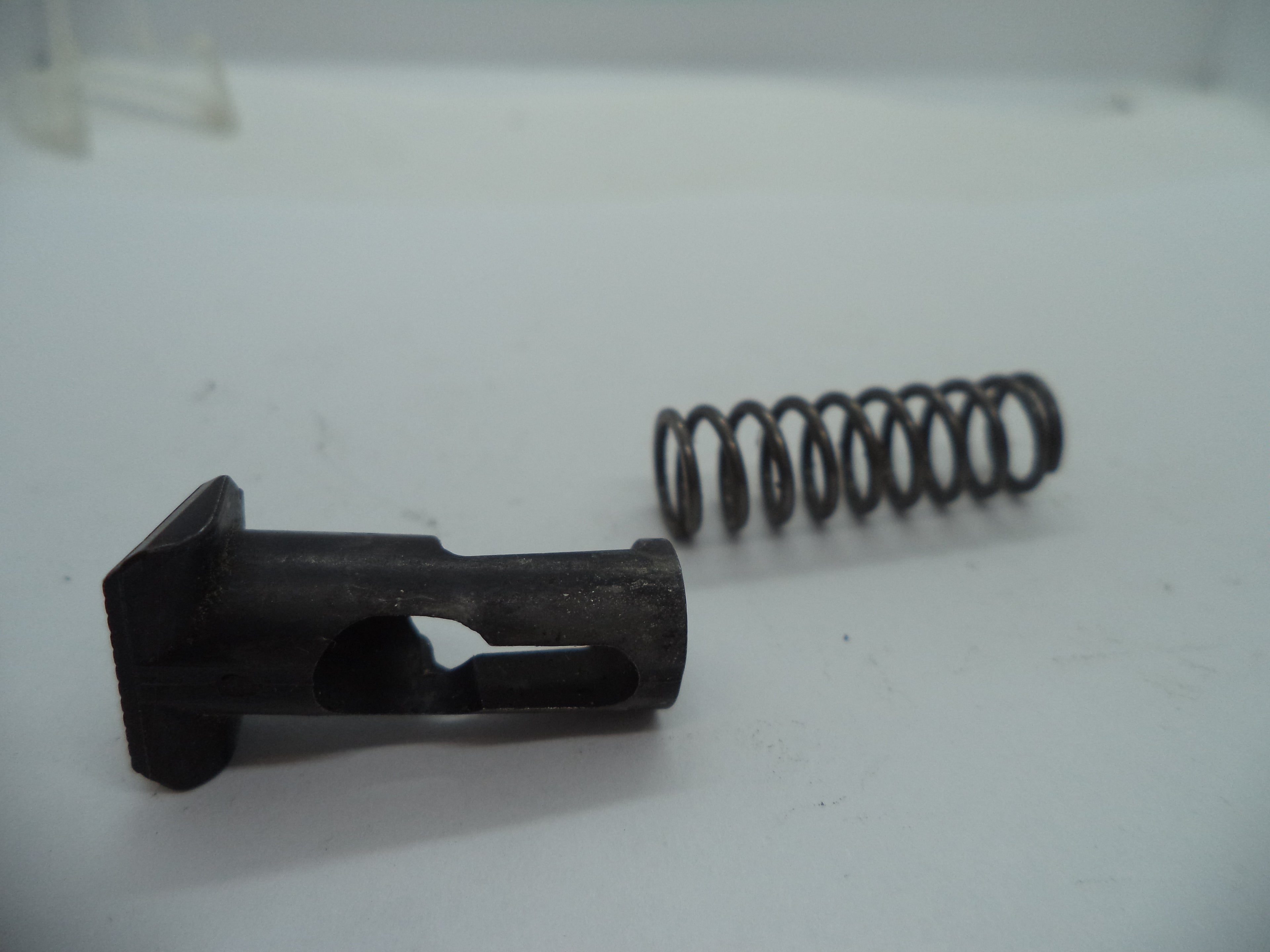 22A1H S&W Pistol Model 22A .22 Long Rifle Take Down Button & Spring Used Part