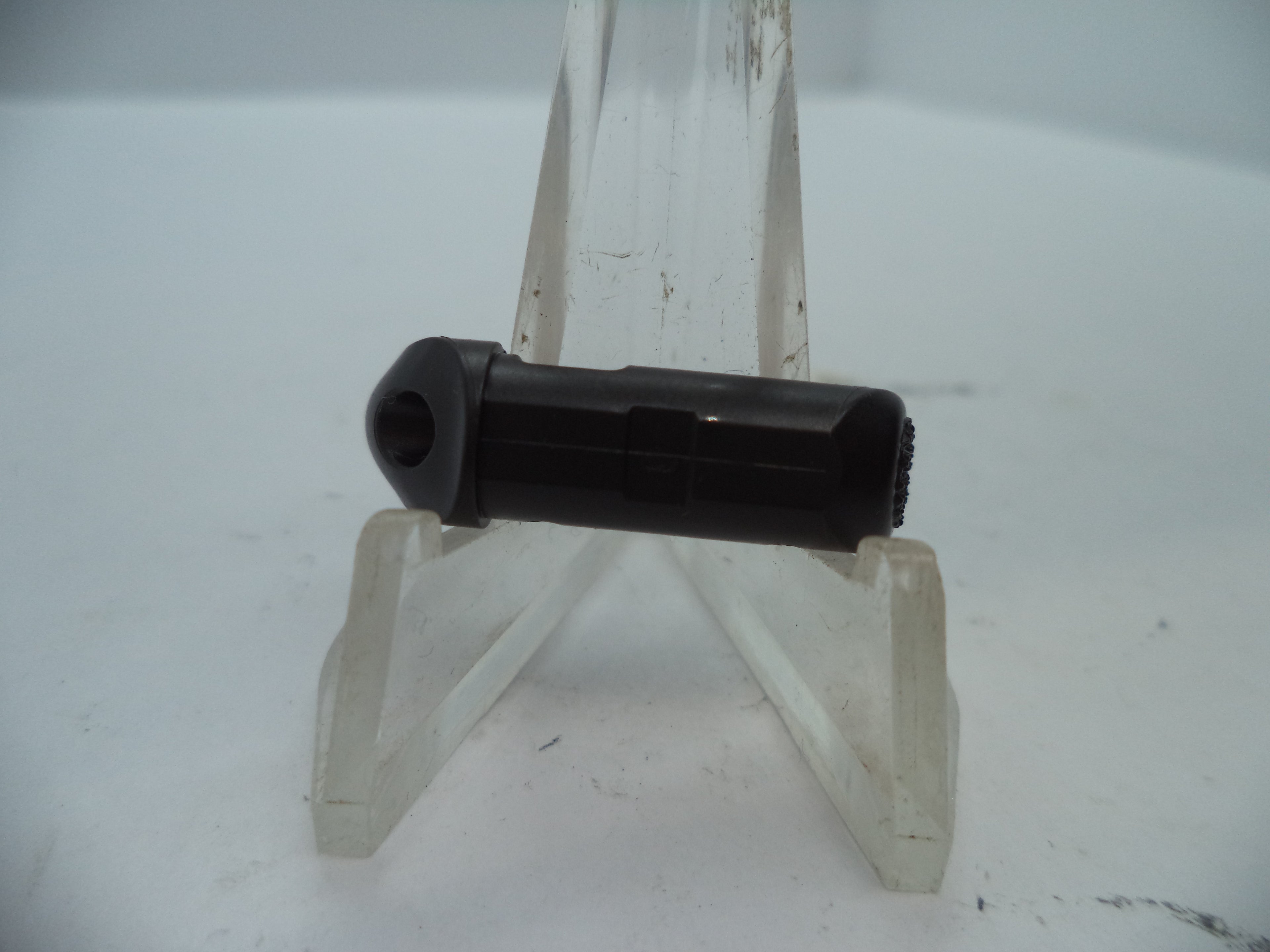 Smith & Wesson Pistol M&P Shield Magazine Catch 9mm New Part 3012944