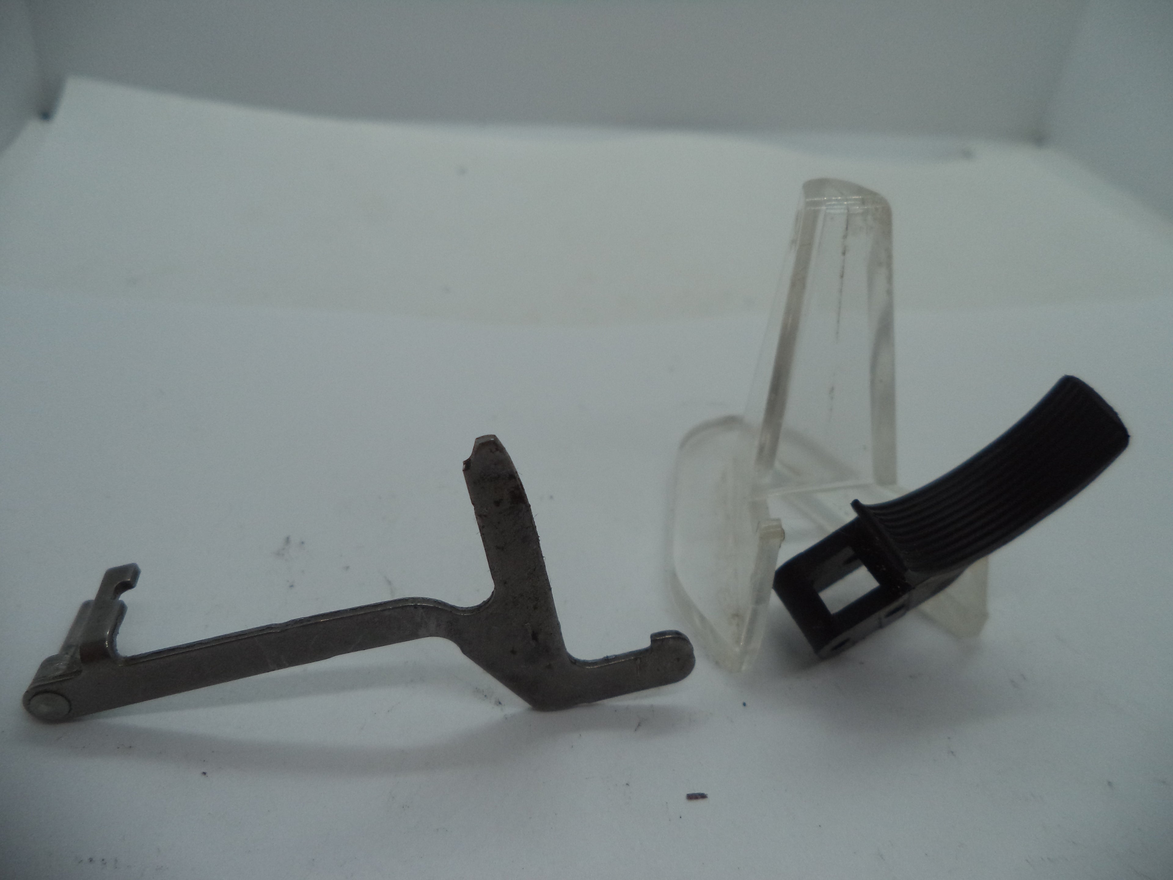 22A1E S&W Pistol Model 22A .22 Long Rifle Trigger & Bar Used Part