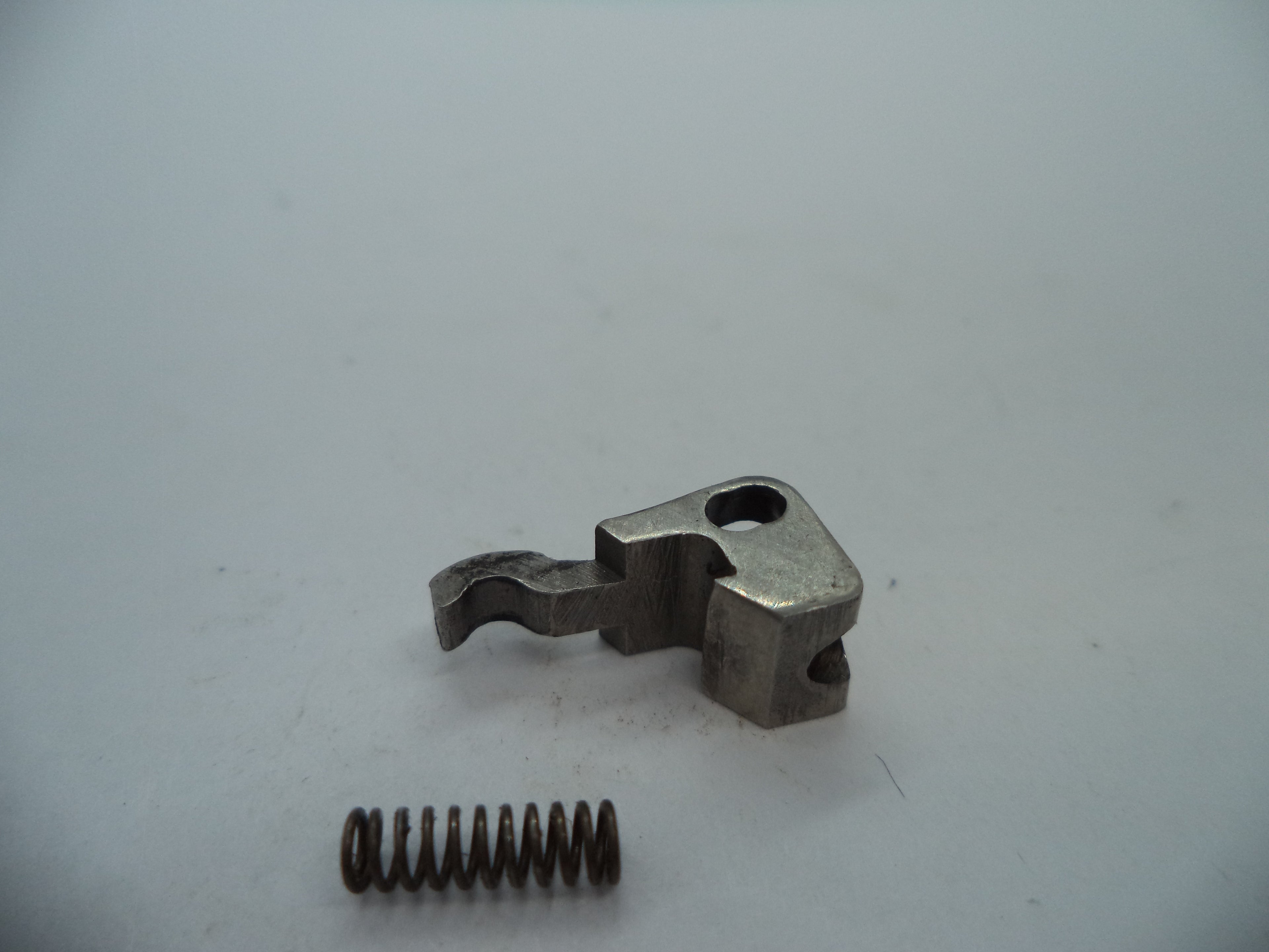 62981B Smith & Wesson N Model 629 Cylinder Stop & Spring.44 Magnum