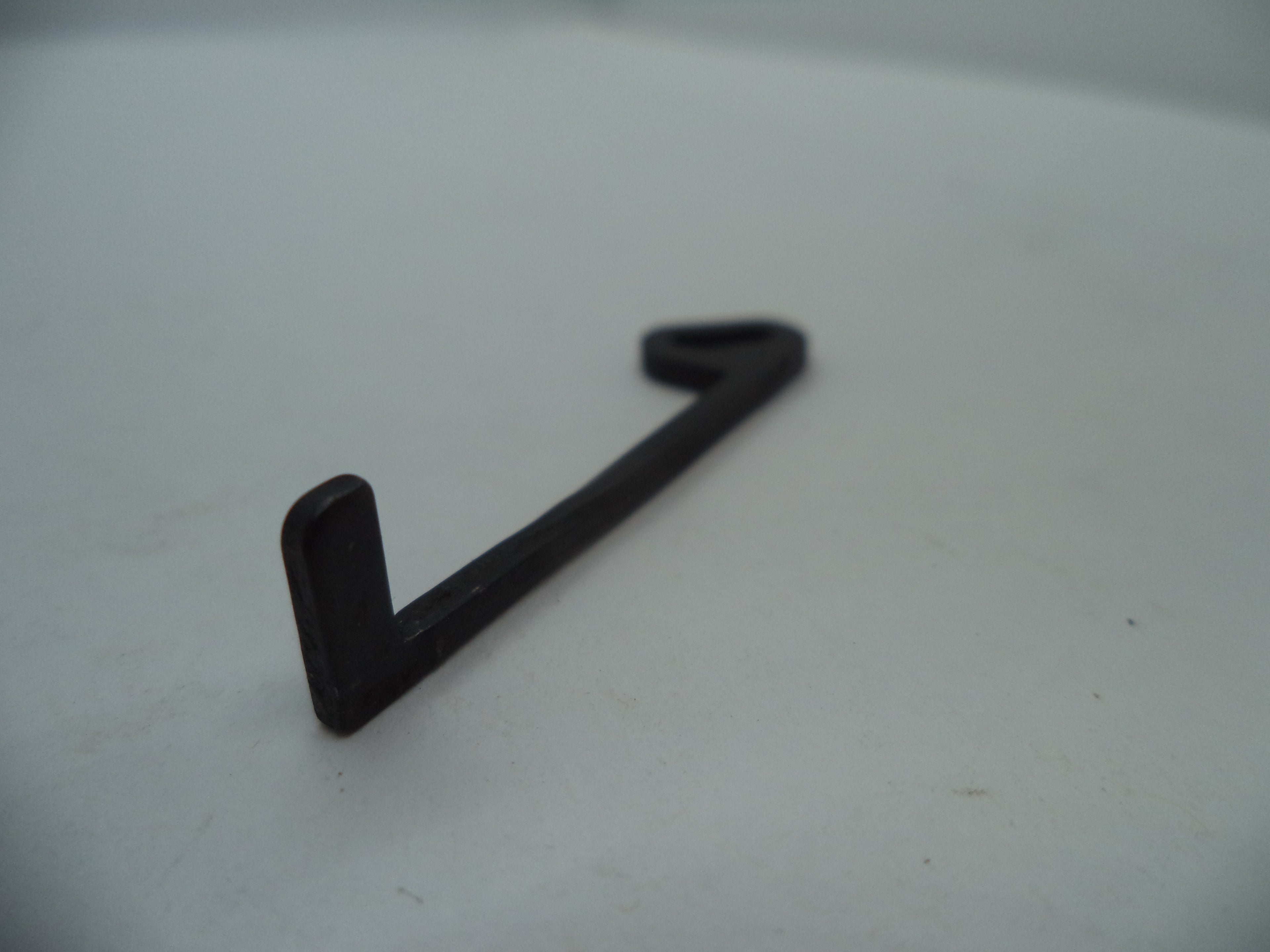 19141E Smith & Wesson K Frame Model 19  .357 Magnum Hammer Block Used