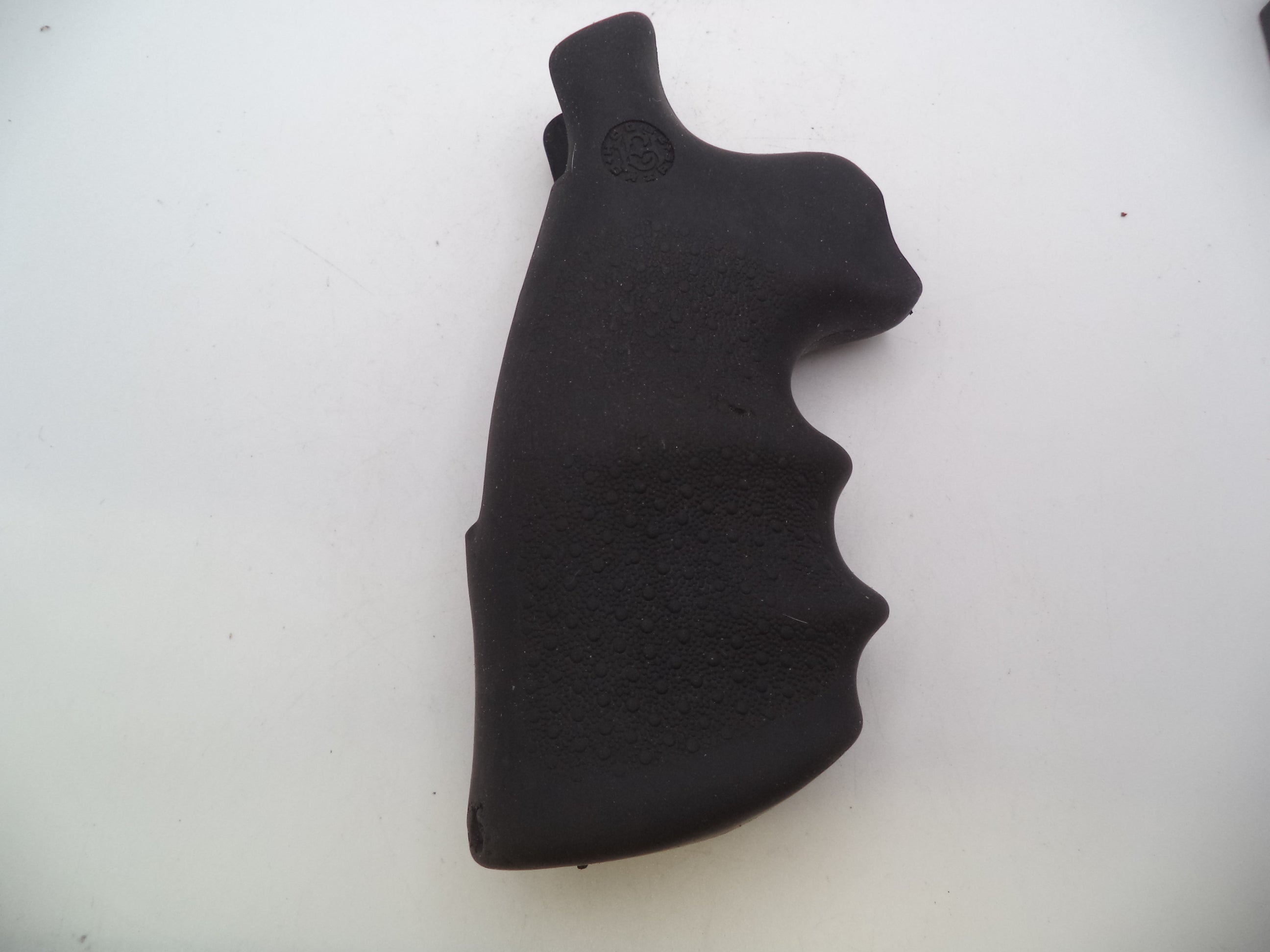 S&W J & L Frame Round Butt Revolver Grip Used Excellent Condition - Part P07