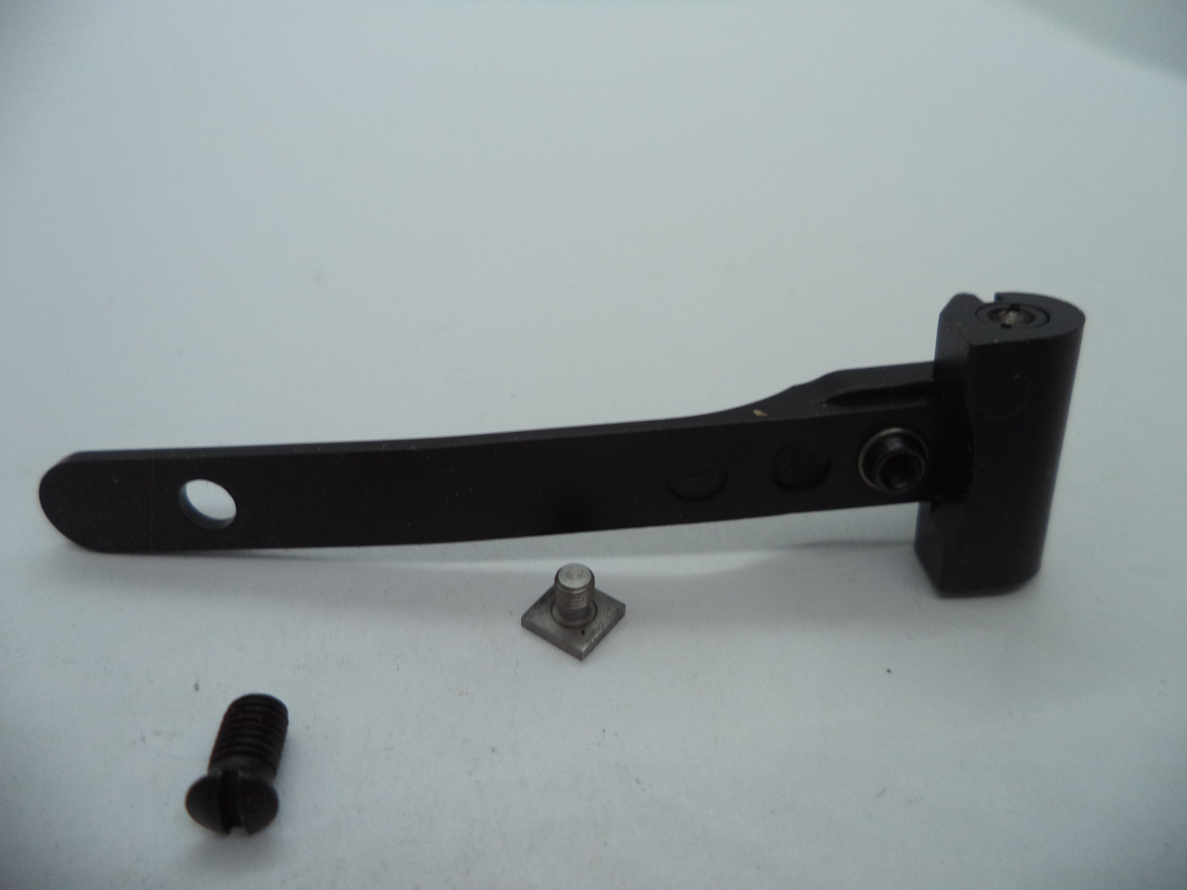 Smith & Wesson 686 Rear Sight - White Outline Adjustable | Model 686-6+ | OEM Part 686+162