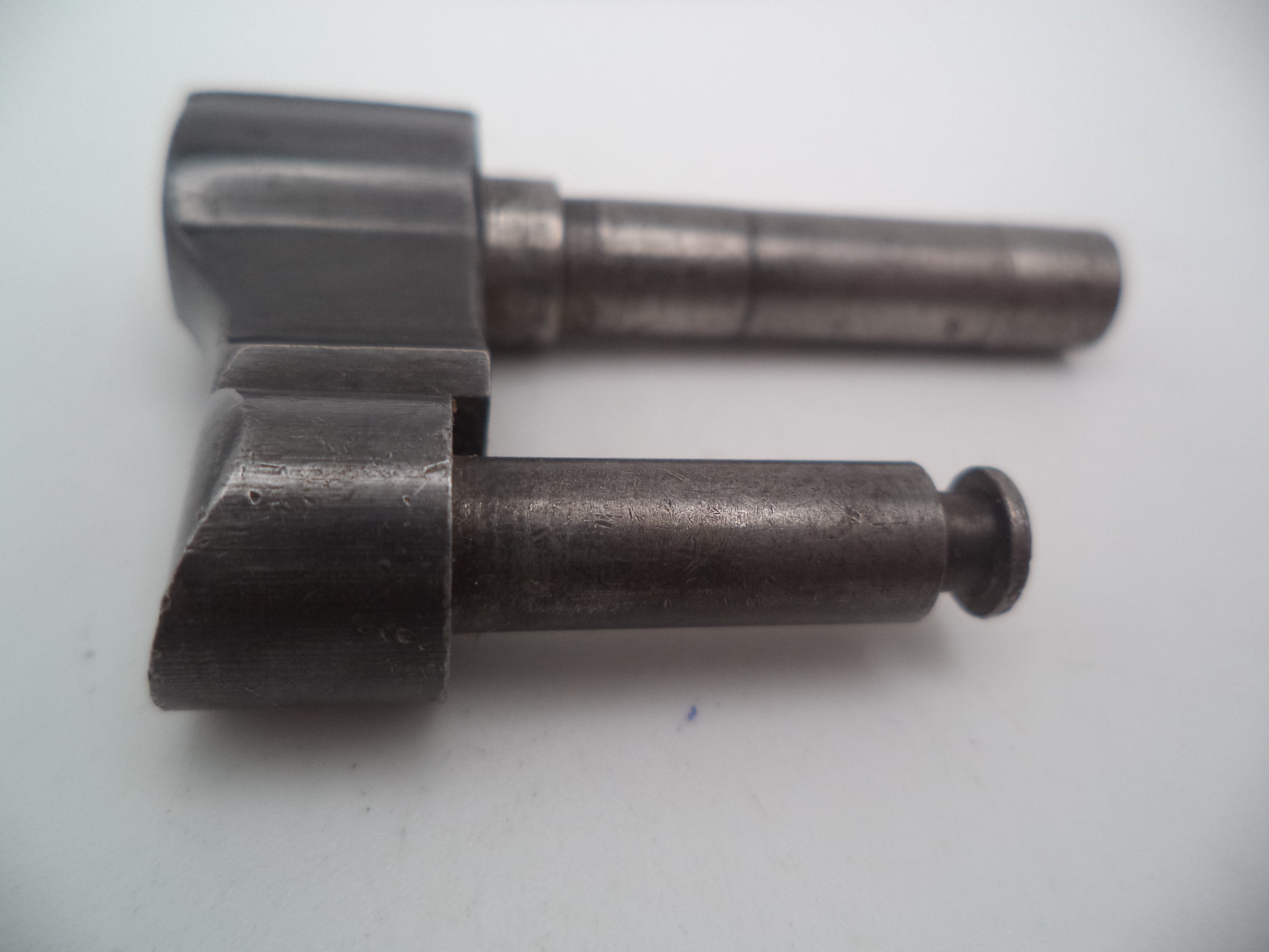 36200A  S&W J Frame Model 36, 36-1, 37, 38 & 37 (Only) Cylinder Yoke
